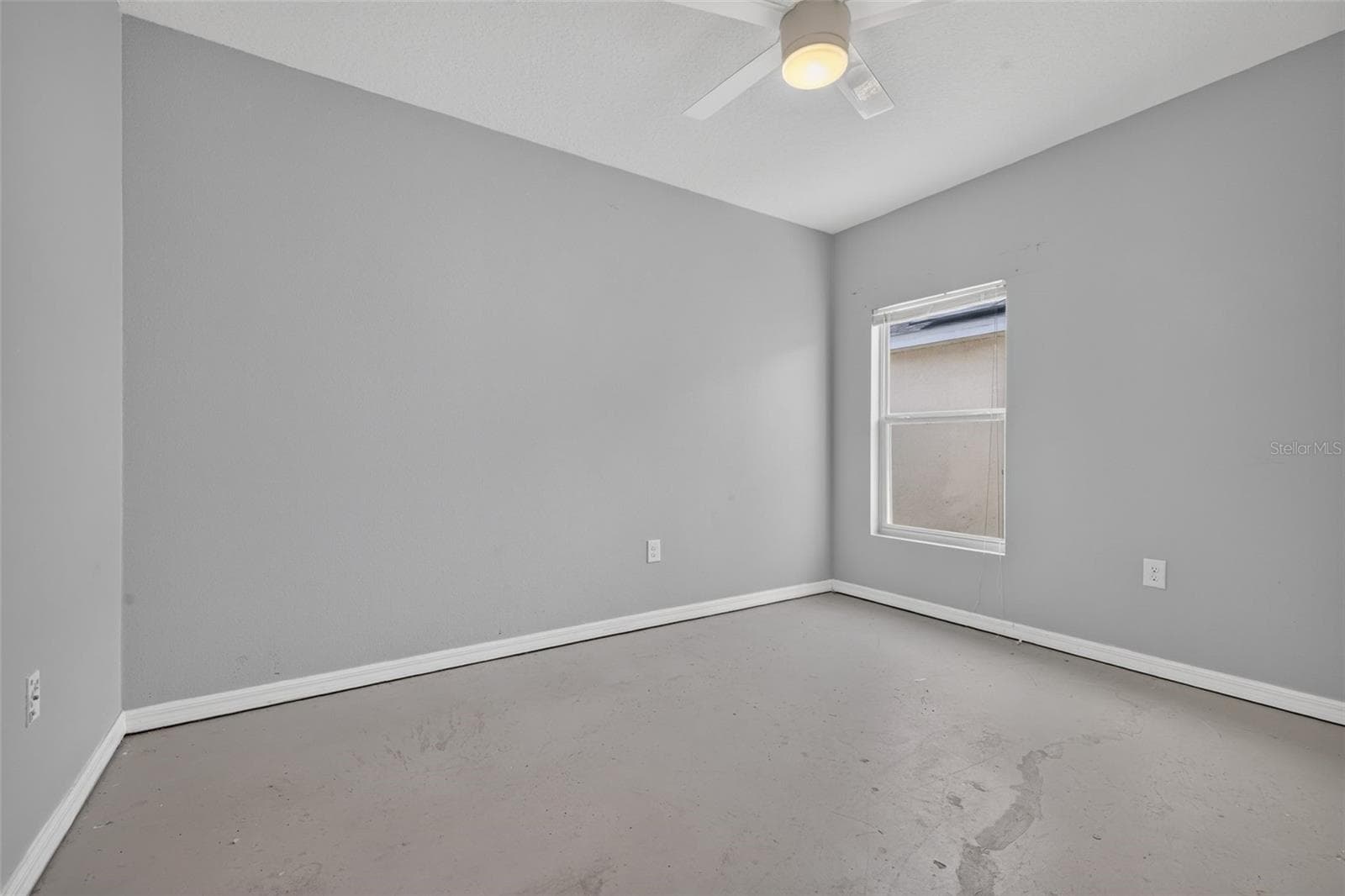 Single Family Residence at 573 LUCERNE BLVD, WINTER HAVEN, photo 15 of 40