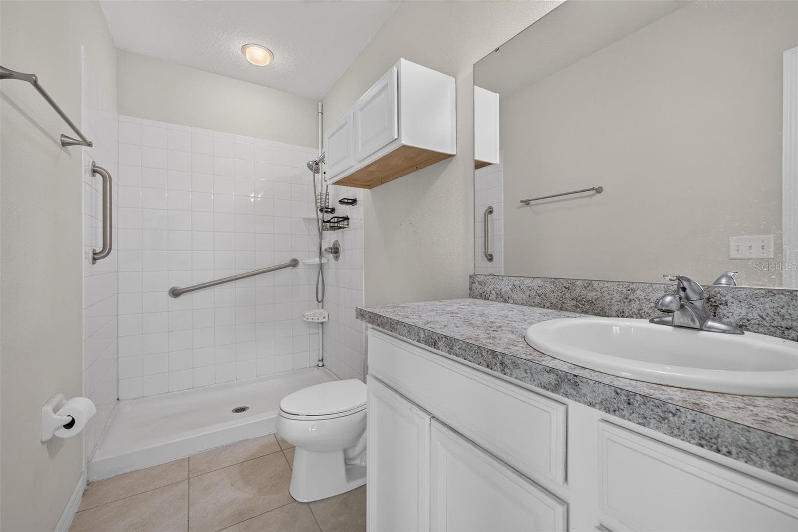 Single Family Residence at 573 LUCERNE BLVD, WINTER HAVEN, photo 19 of 40