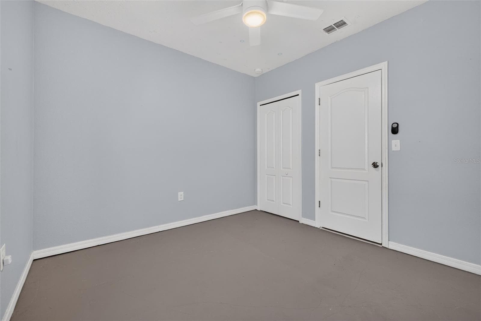 Single Family Residence at 573 LUCERNE BLVD, WINTER HAVEN, photo 25 of 40