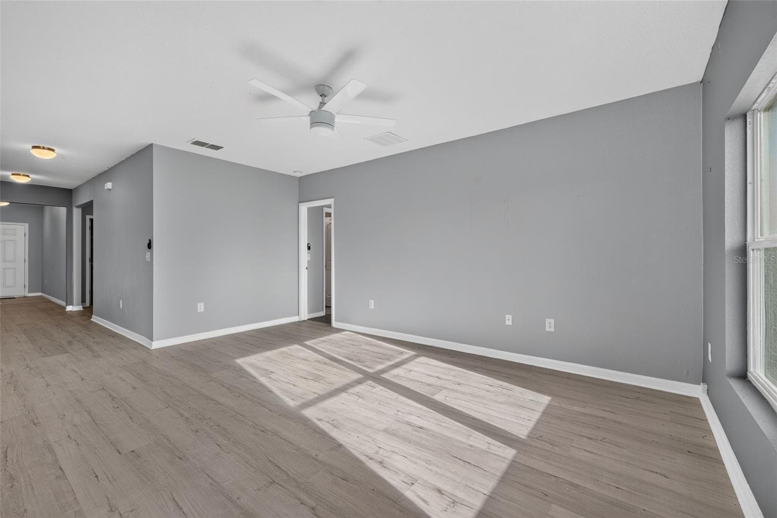 Single Family Residence at 573 LUCERNE BLVD, WINTER HAVEN, photo 29 of 40