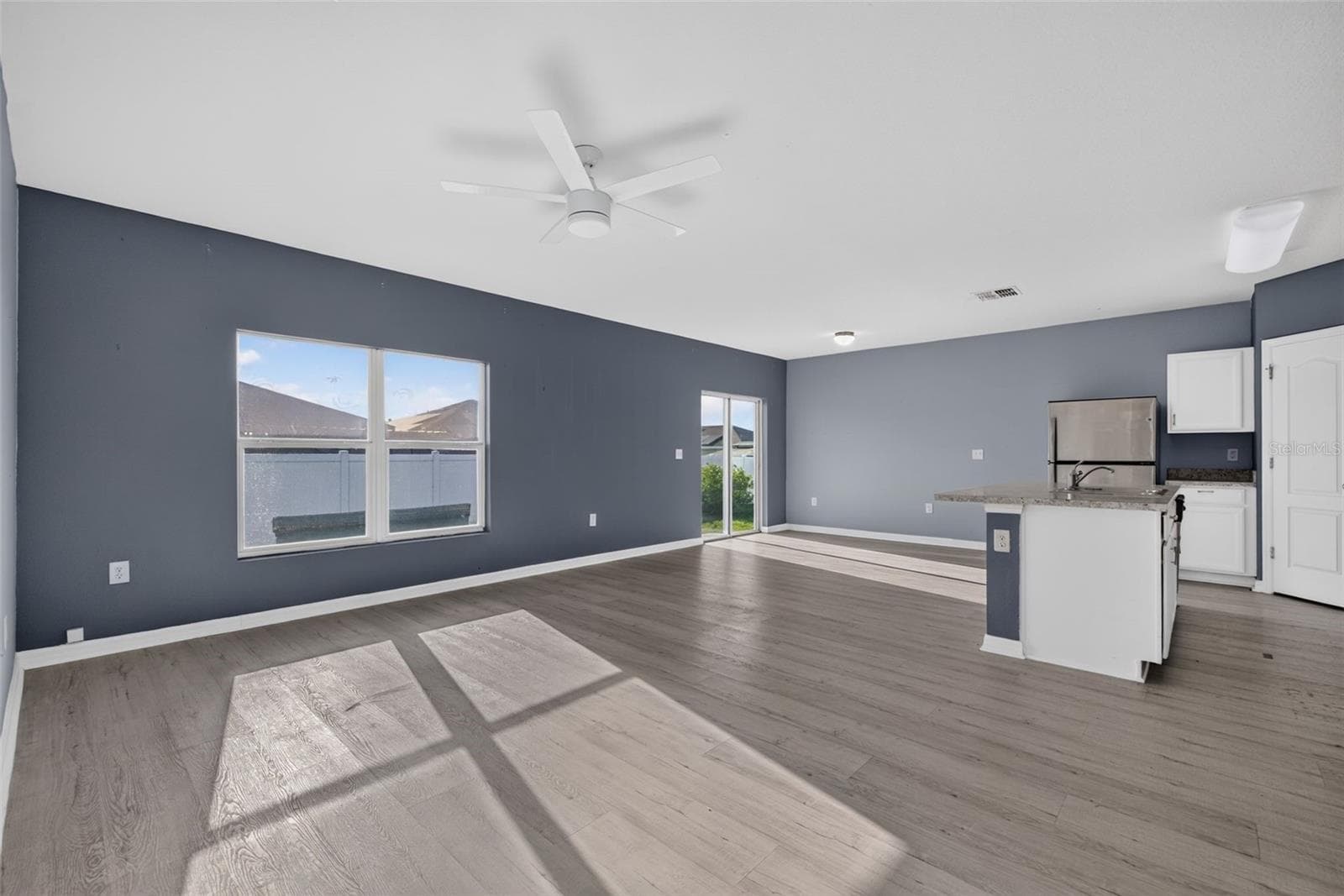 Single Family Residence at 573 LUCERNE BLVD, WINTER HAVEN, photo 31 of 40