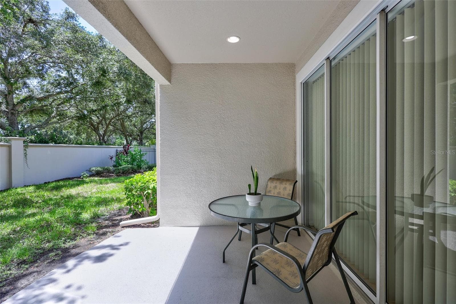 Townhouse at 14511 MIRABELLE VISTA CIR, TAMPA, photo 30 of 46