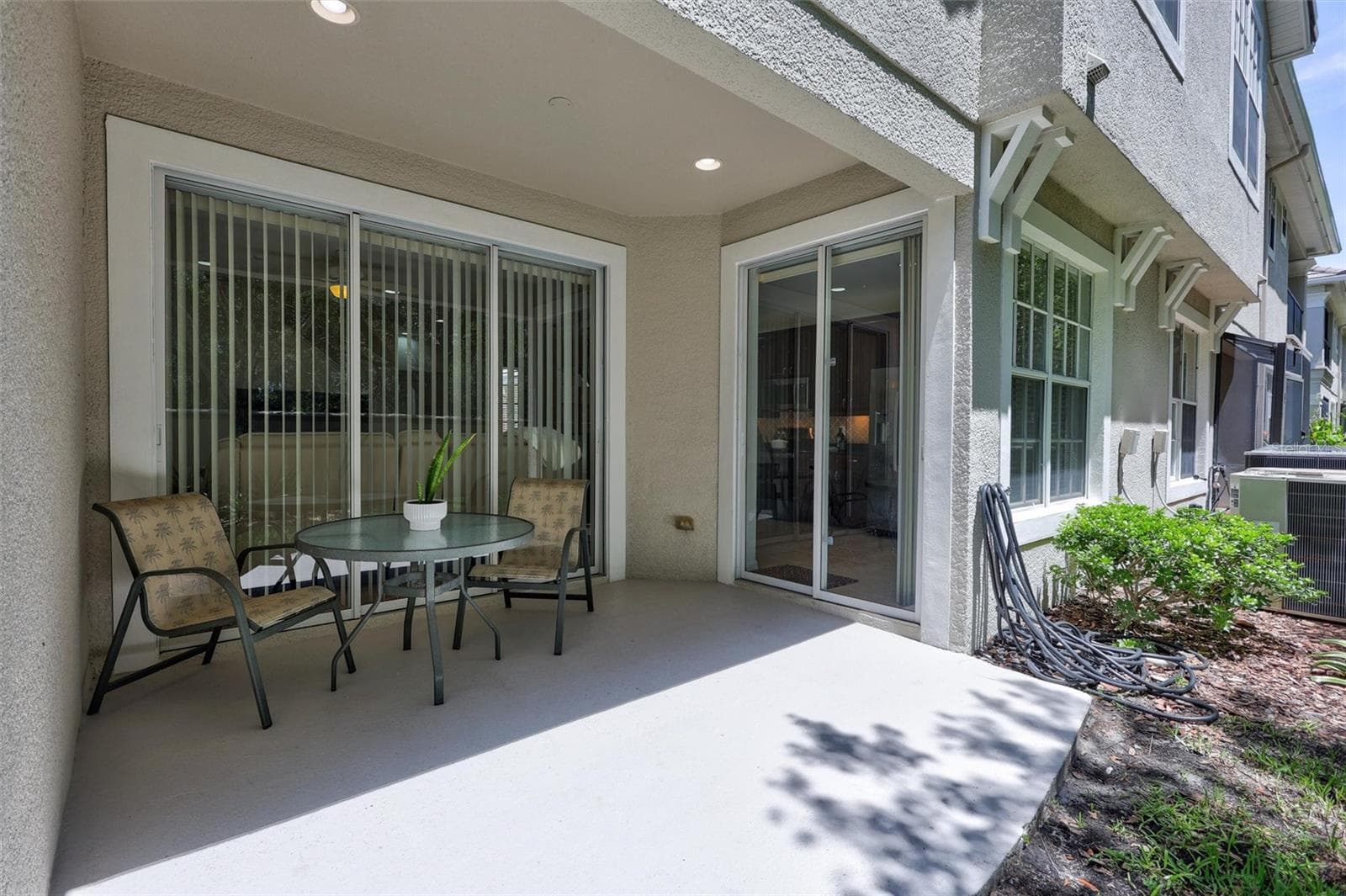 Townhouse at 14511 MIRABELLE VISTA CIR, TAMPA, photo 31 of 46
