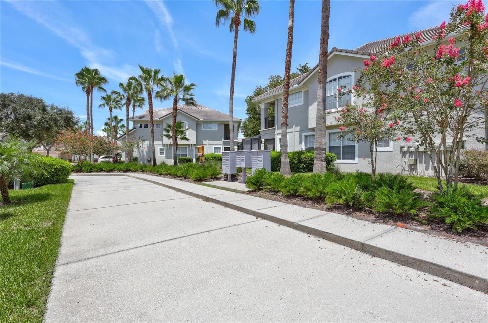 Townhouse at 14511 MIRABELLE VISTA CIR, TAMPA, photo 35 of 46