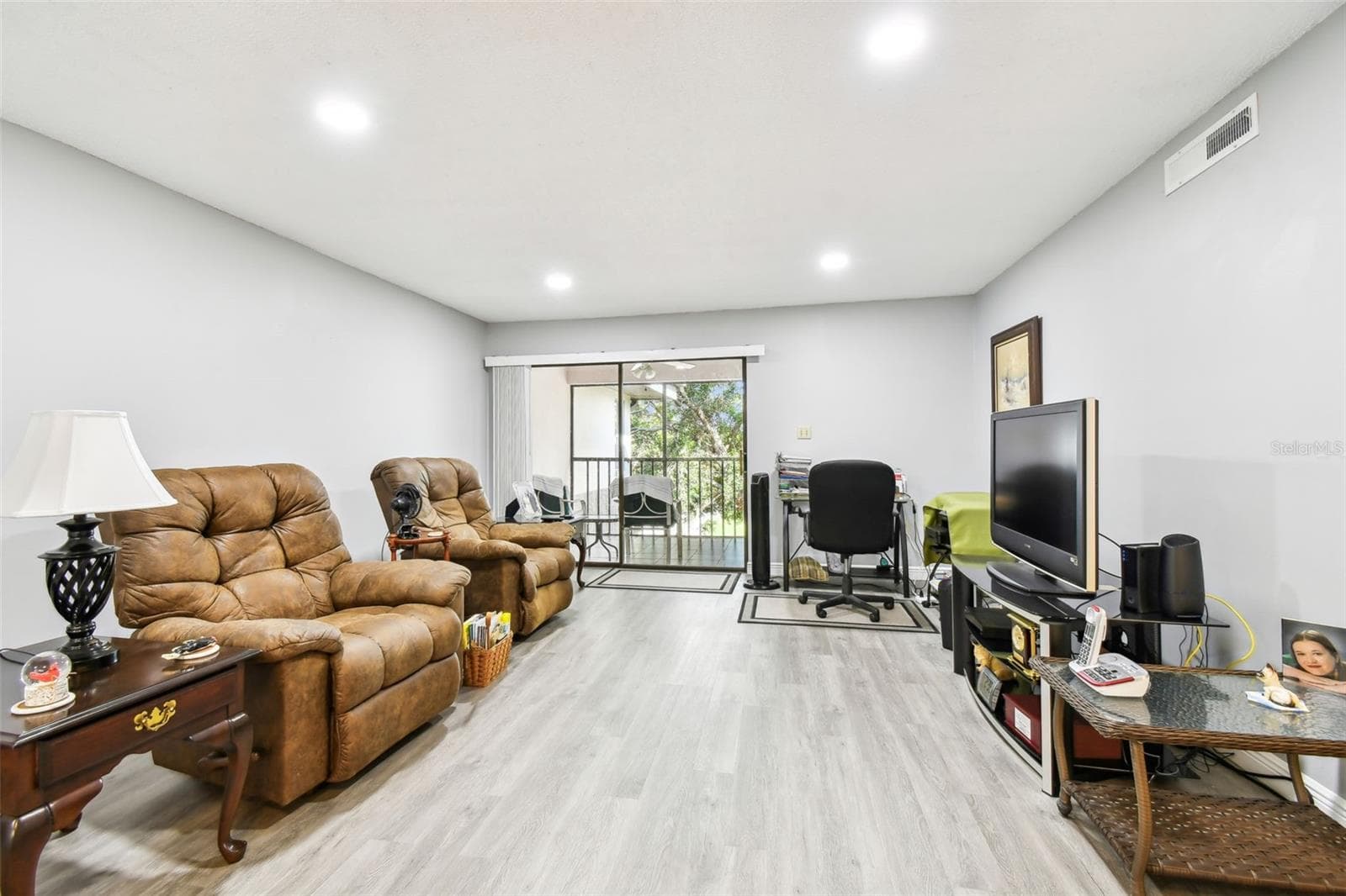 Condominium at 2650 COUNTRYSIDE BLVD #C309, CLEARWATER, photo 6 of 54