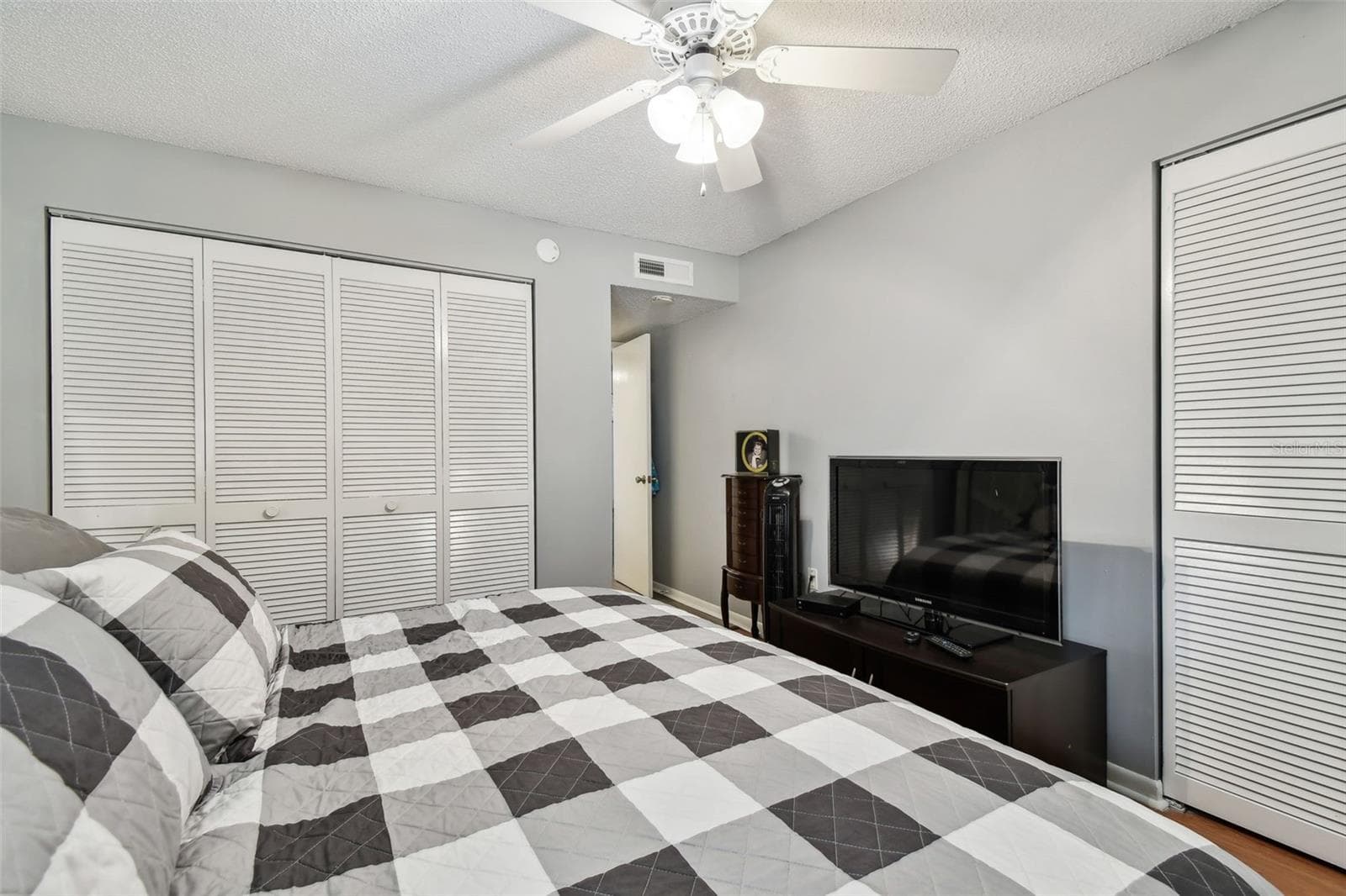 Condominium at 2650 COUNTRYSIDE BLVD #C309, CLEARWATER, photo 27 of 54