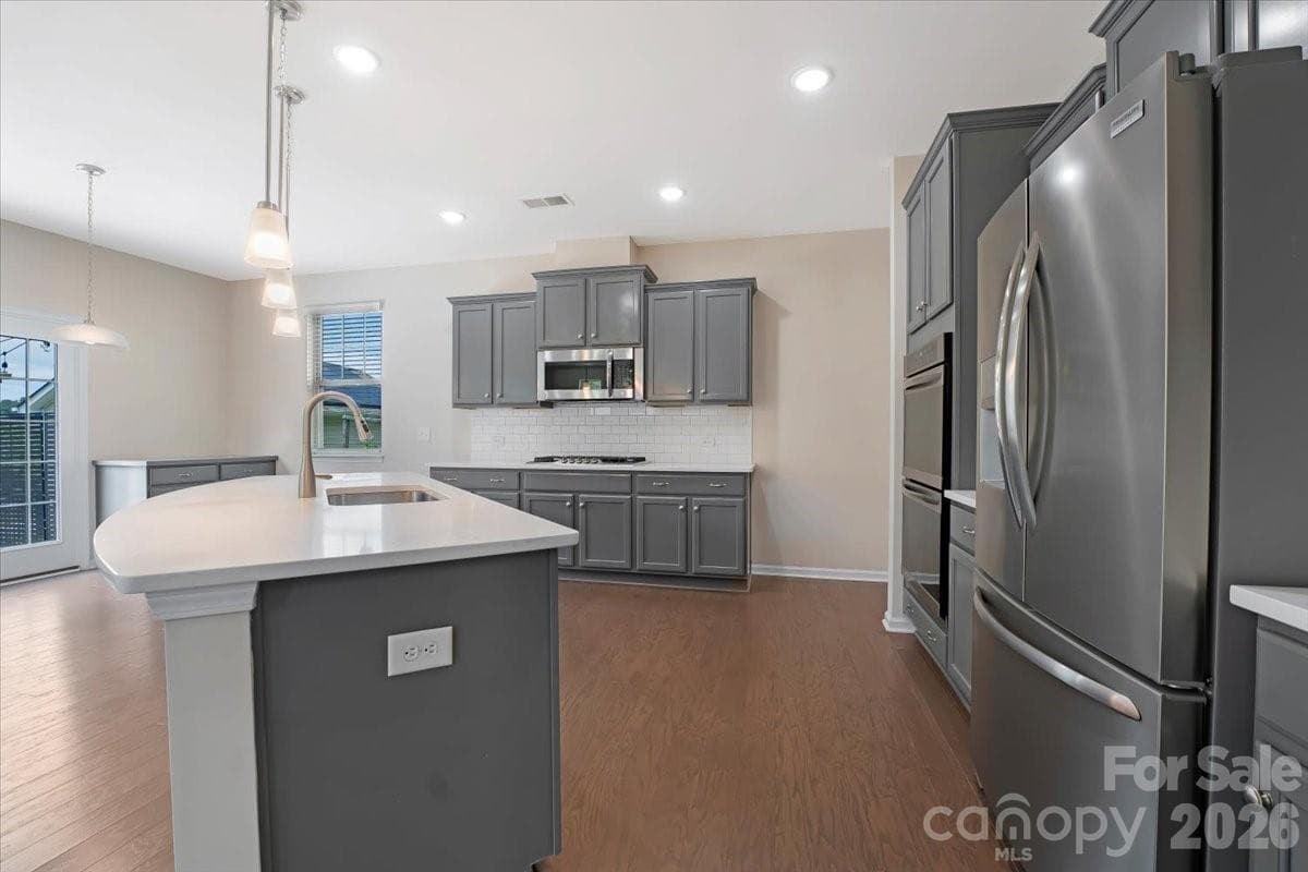 Single Family Residence at 15505 Davidson East Drive, Davidson, photo 14 of 48