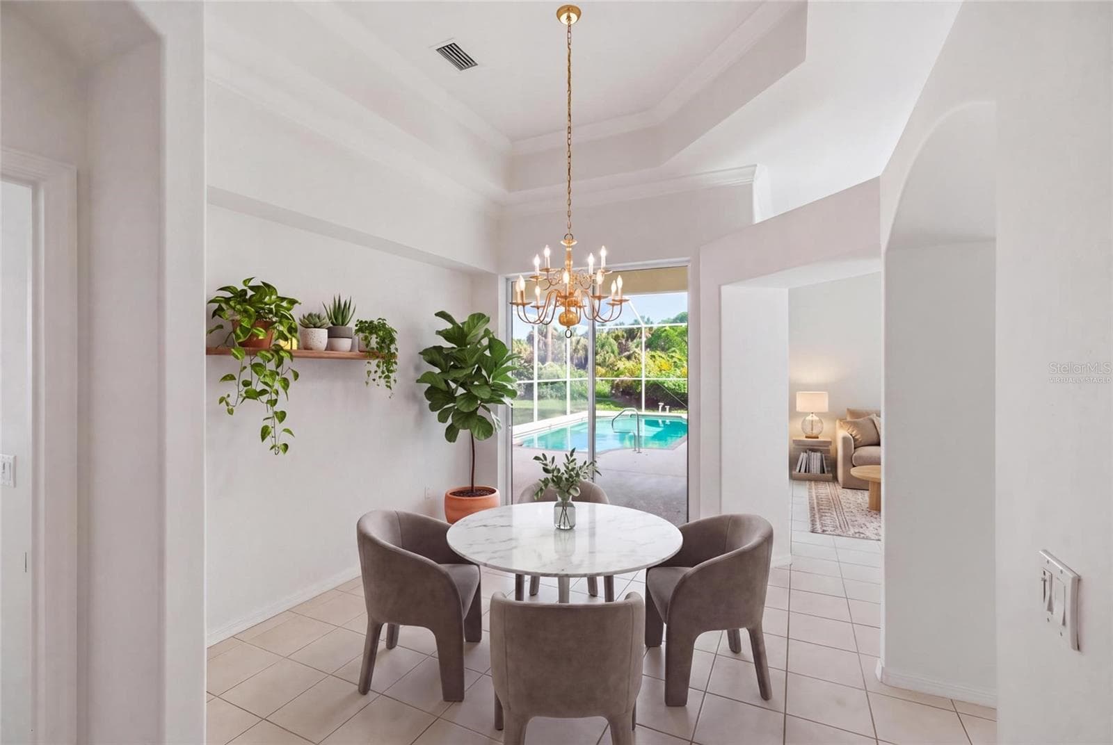 Virtually Staged - 125 RIO TERRA, VENICE