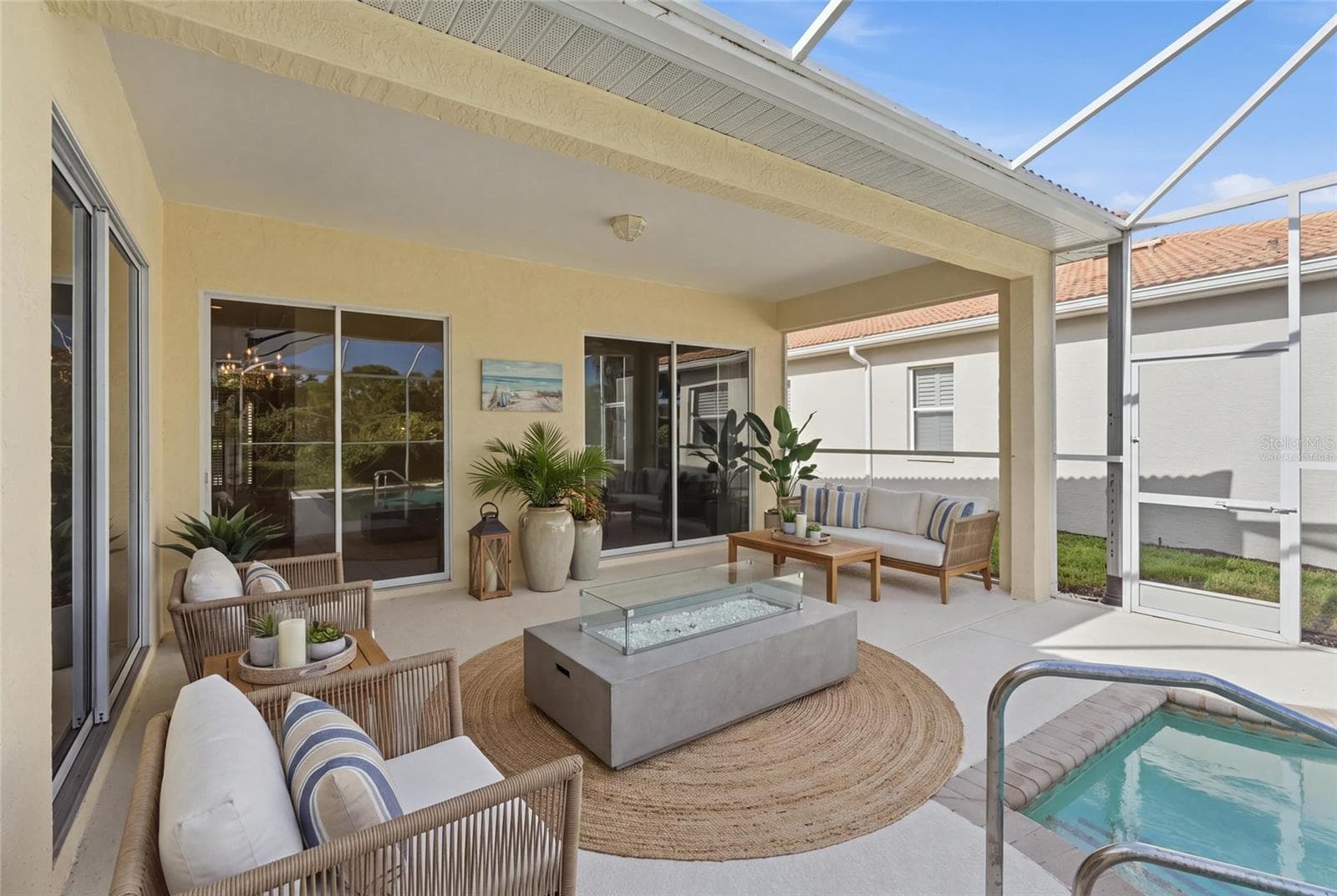 Virtually Staged - 125 RIO TERRA, VENICE