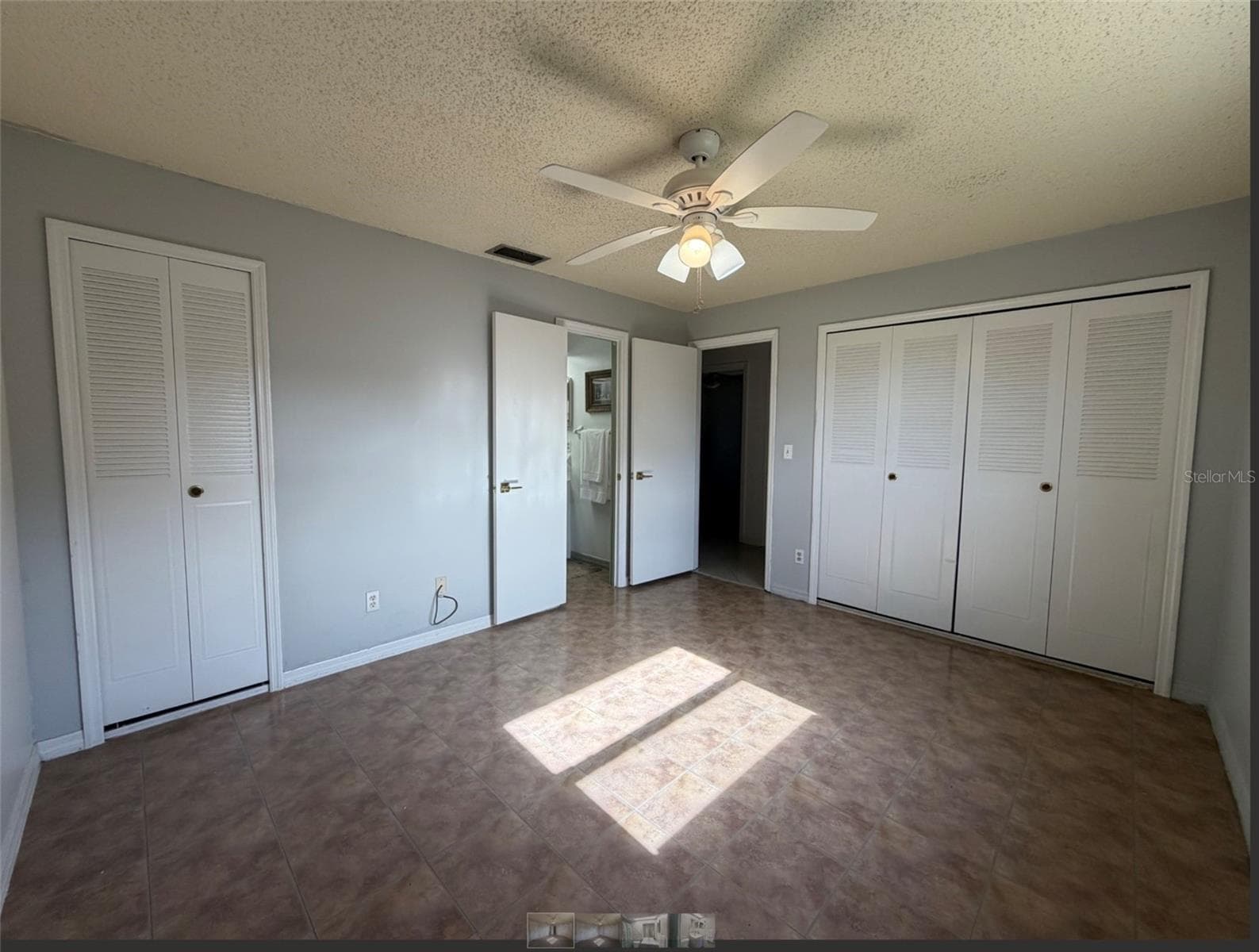 Single Family Residence at 13635 BERKSHIRE CT, GRAND ISLAND, photo 19 of 34