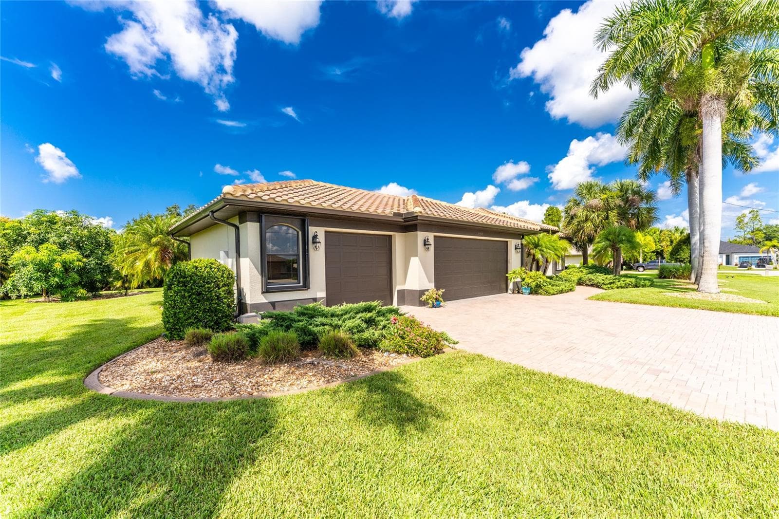 Single Family Residence at 25279 PUNTA MADRYN AVE, PUNTA GORDA, photo 72 of 79