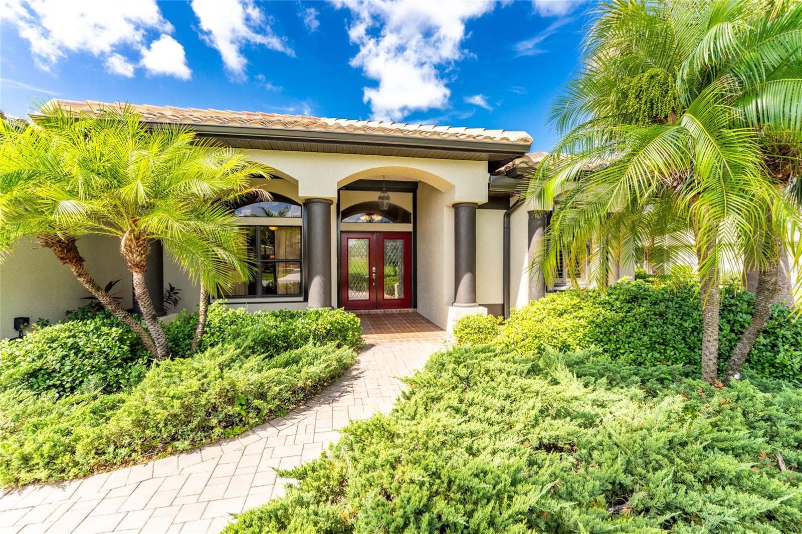 Single Family Residence at 25279 PUNTA MADRYN AVE, PUNTA GORDA, photo 4 of 79