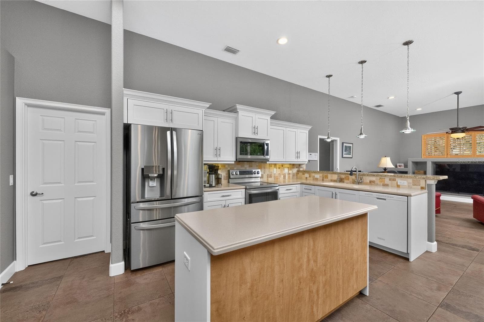 Single Family Residence at 25279 PUNTA MADRYN AVE, PUNTA GORDA, photo 26 of 79