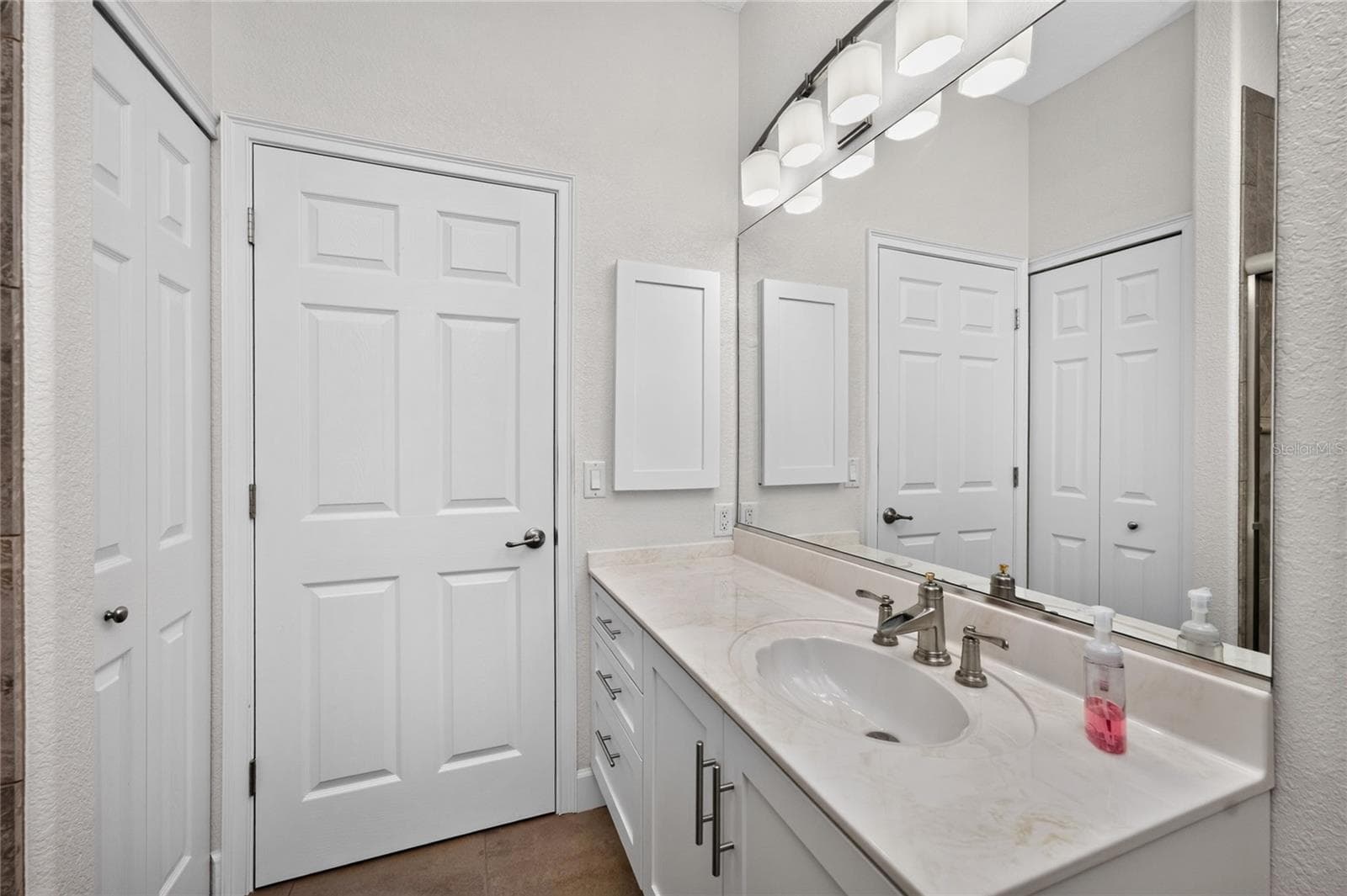 Single Family Residence at 25279 PUNTA MADRYN AVE, PUNTA GORDA, photo 40 of 79