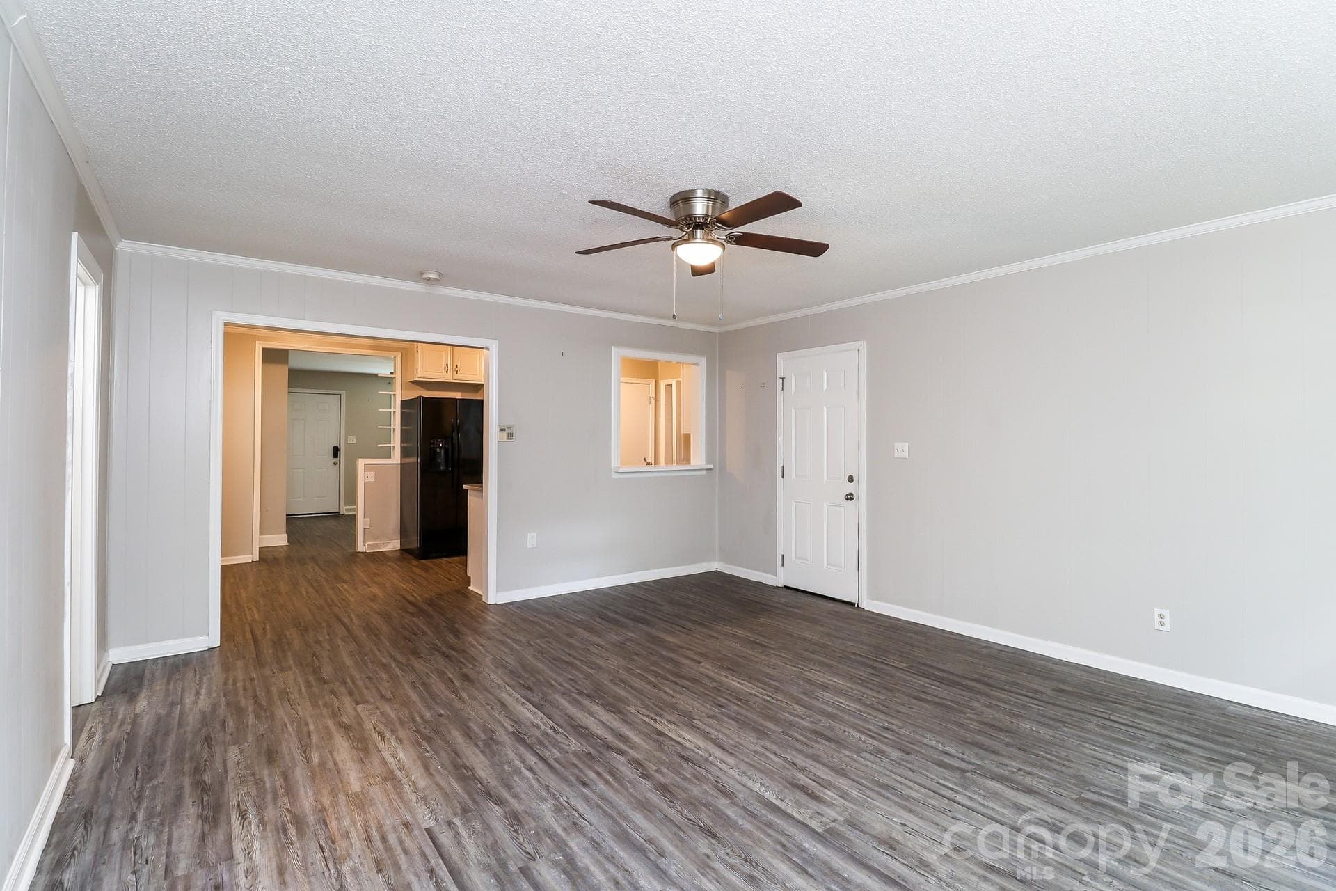 Single Family Residence at 6424 Springfield Drive, Charlotte, photo 9 of 21