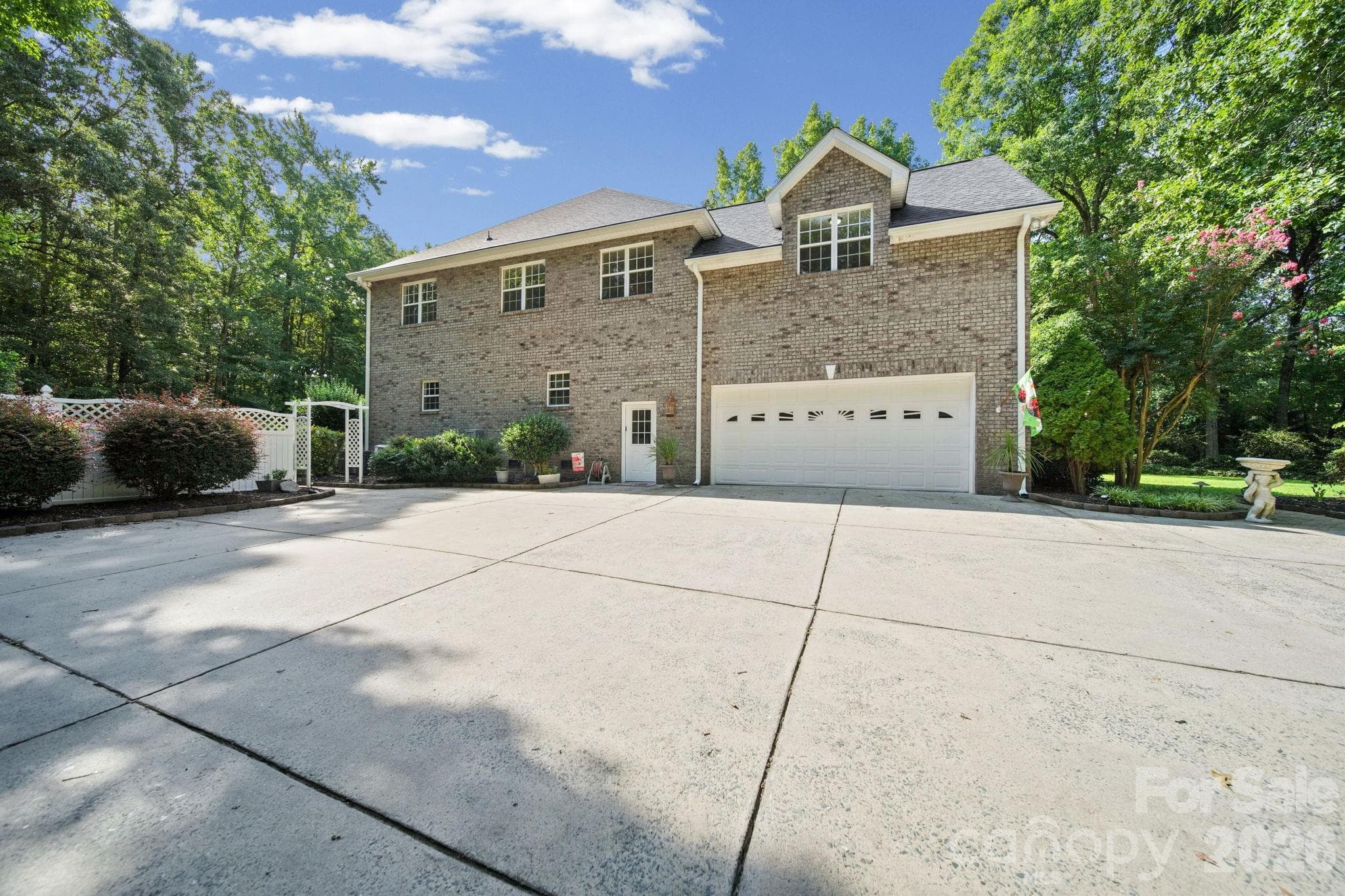 Single Family Residence at 2806 Iveywood Drive, Monroe, photo 2 of 47