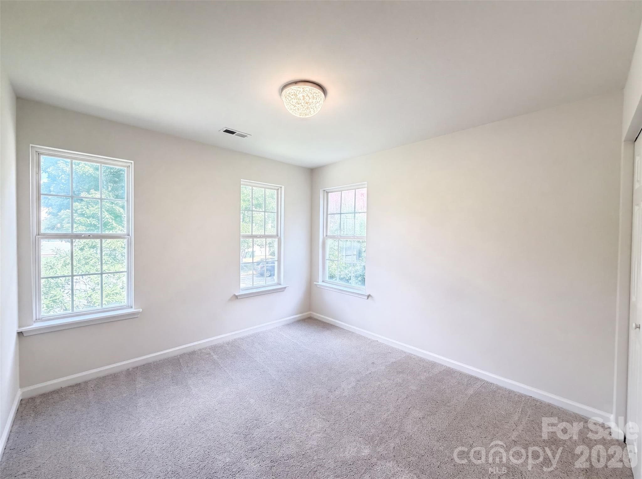 Single Family Residence at 14542 Arbor Ridge Drive, Charlotte, photo 11 of 20