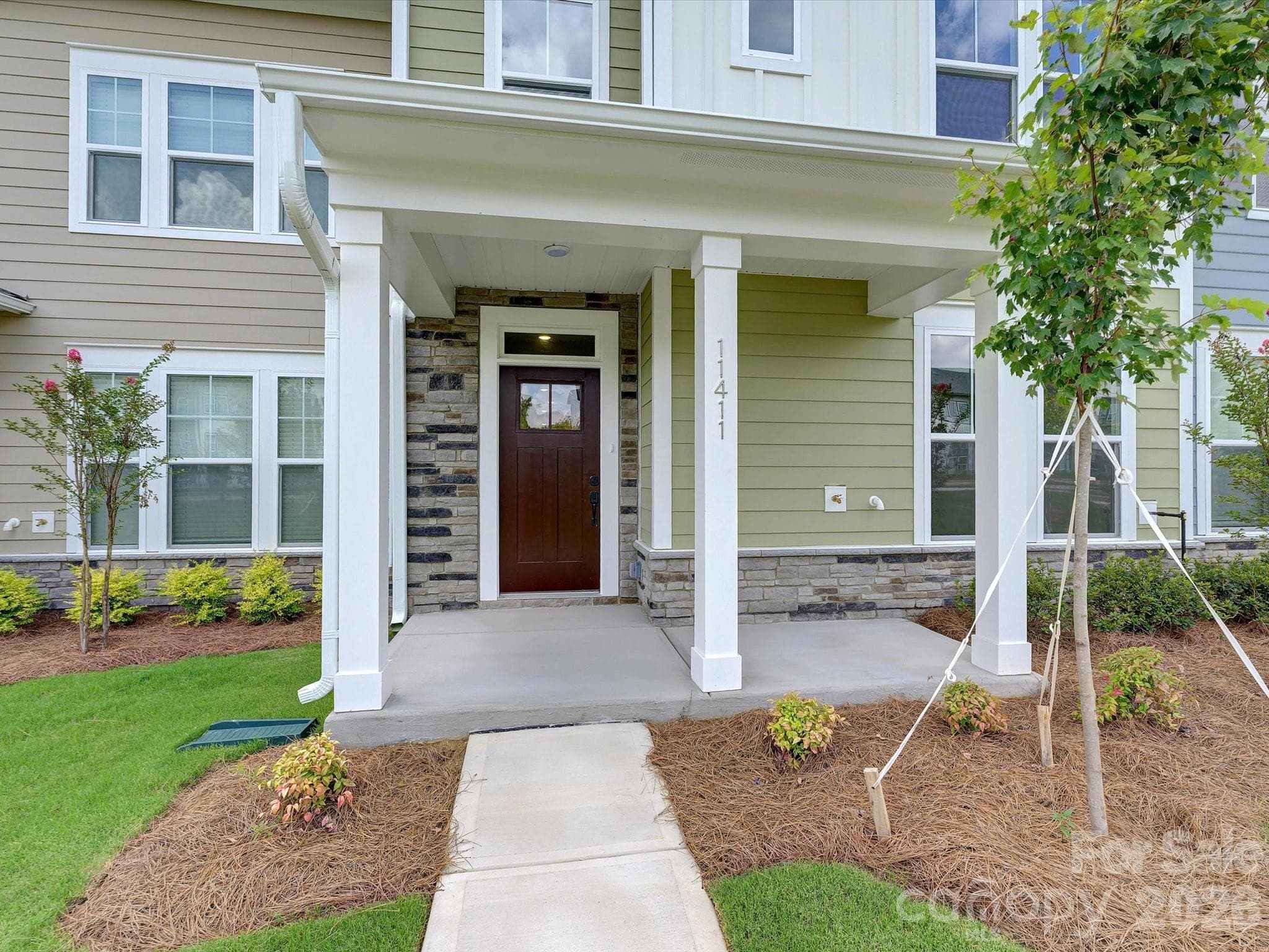Front Porch - 11411 Prosperity Church Road, Huntersville