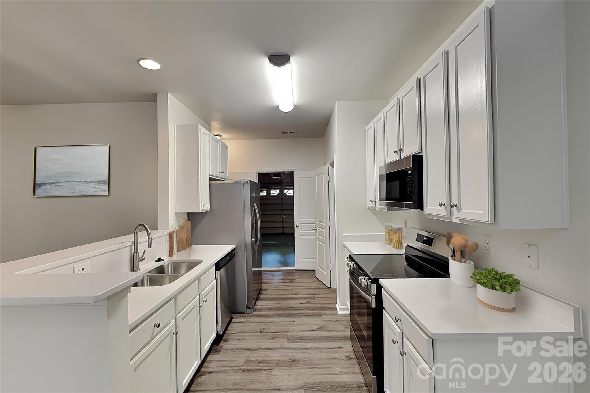 Townhouse at 6523 Avonlea Court, Charlotte, photo 5 of 19