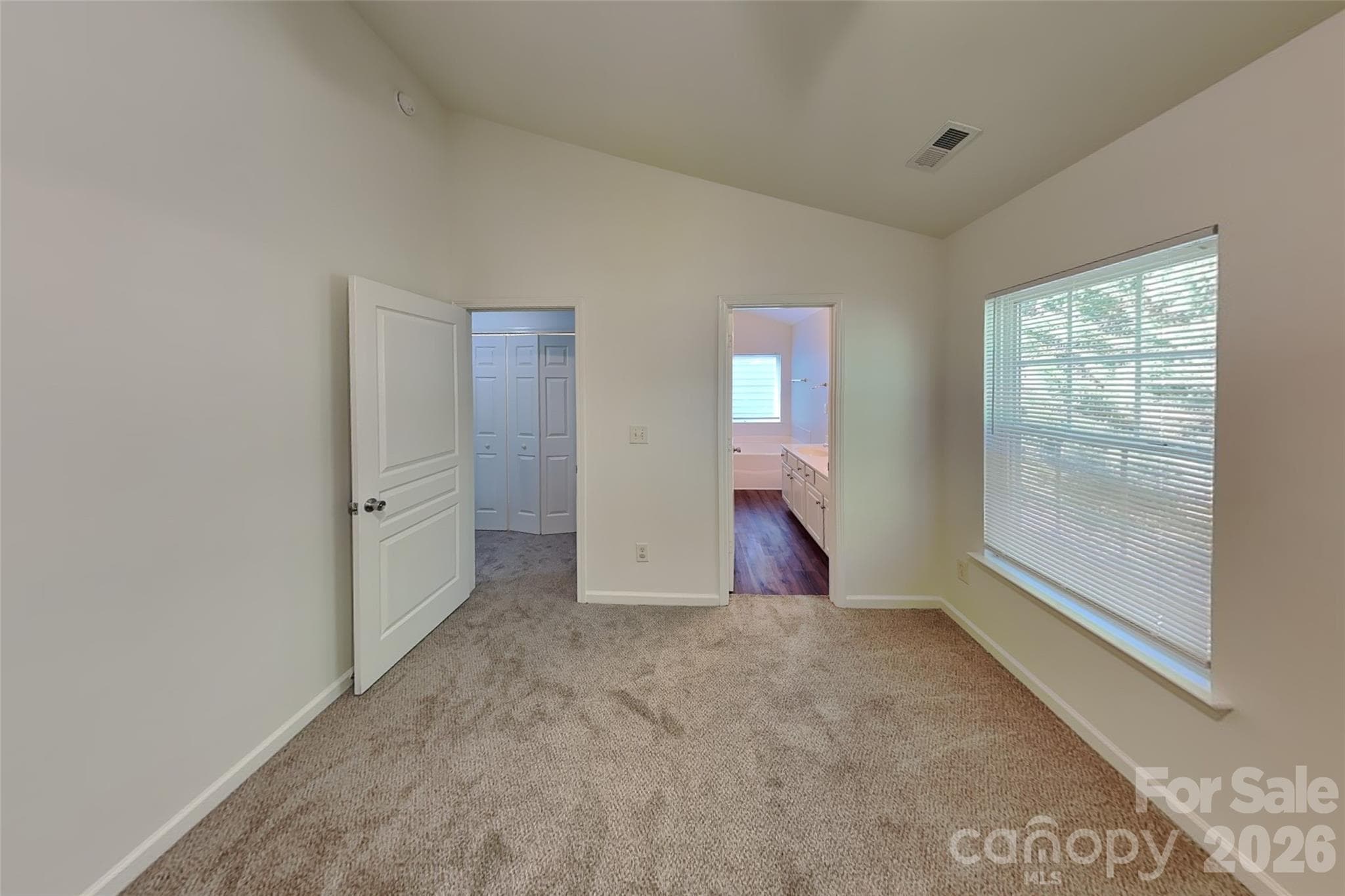 Townhouse at 6523 Avonlea Court, Charlotte, photo 9 of 19
