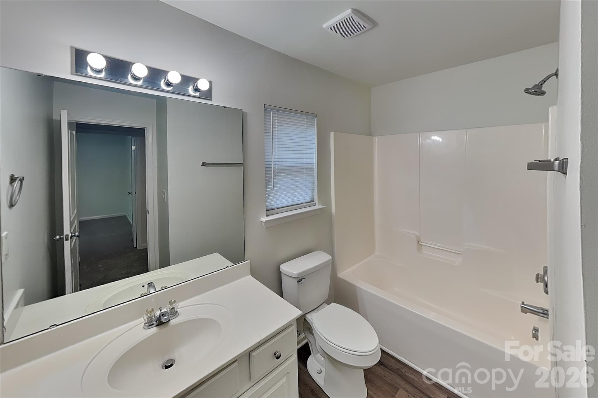 Townhouse at 6523 Avonlea Court, Charlotte, photo 15 of 19