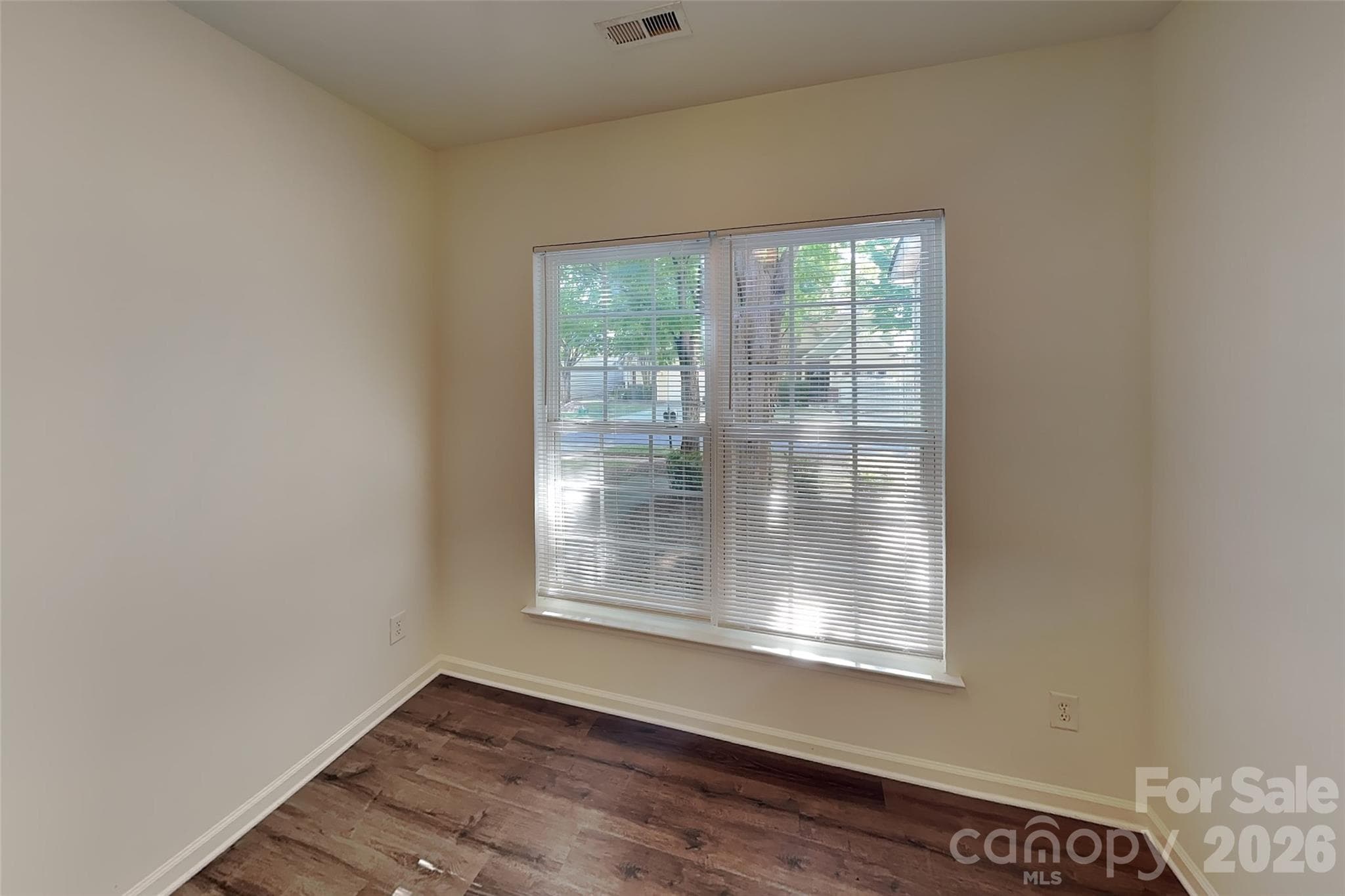 Townhouse at 6523 Avonlea Court, Charlotte, photo 16 of 19