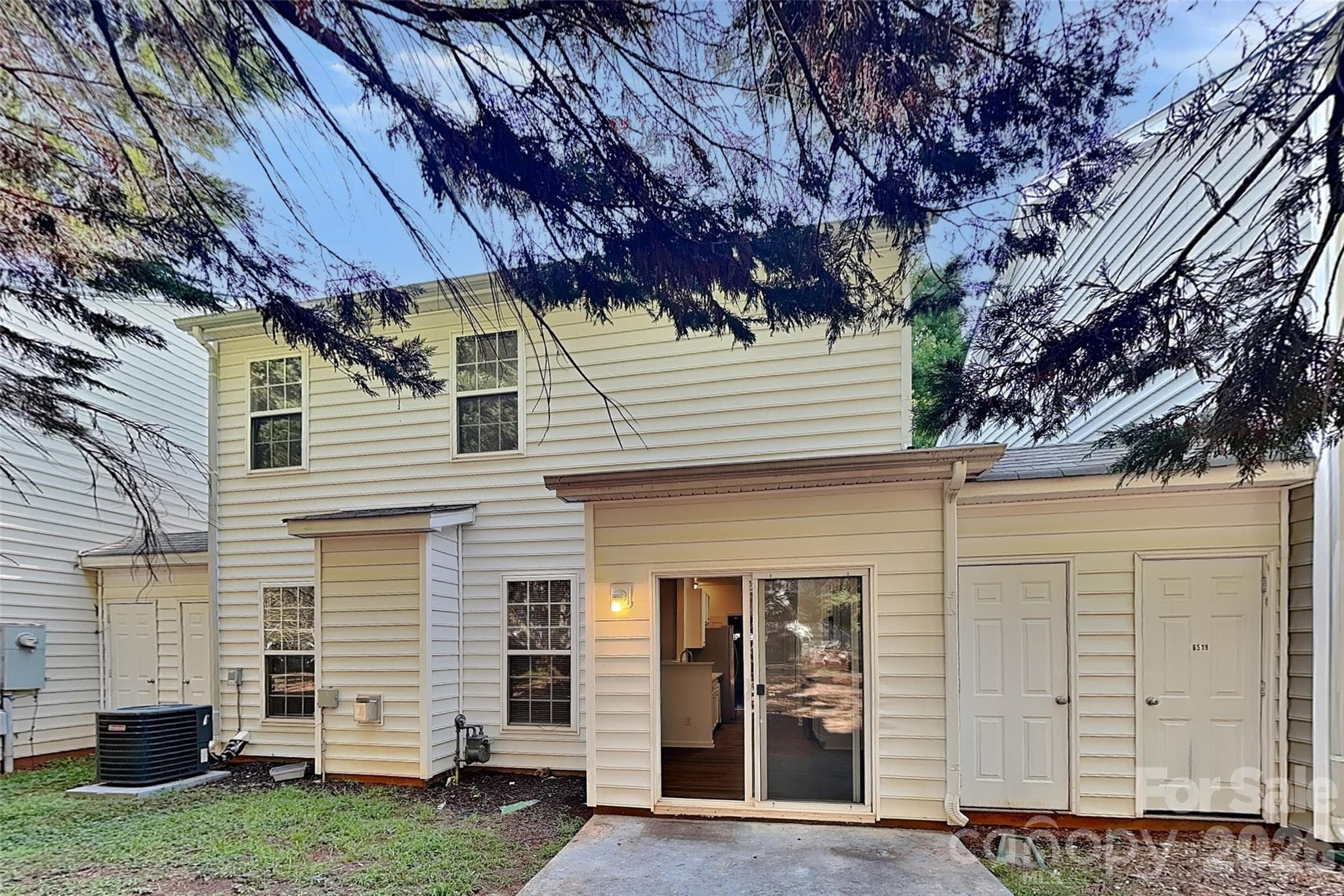 Townhouse at 6523 Avonlea Court, Charlotte, photo 18 of 19