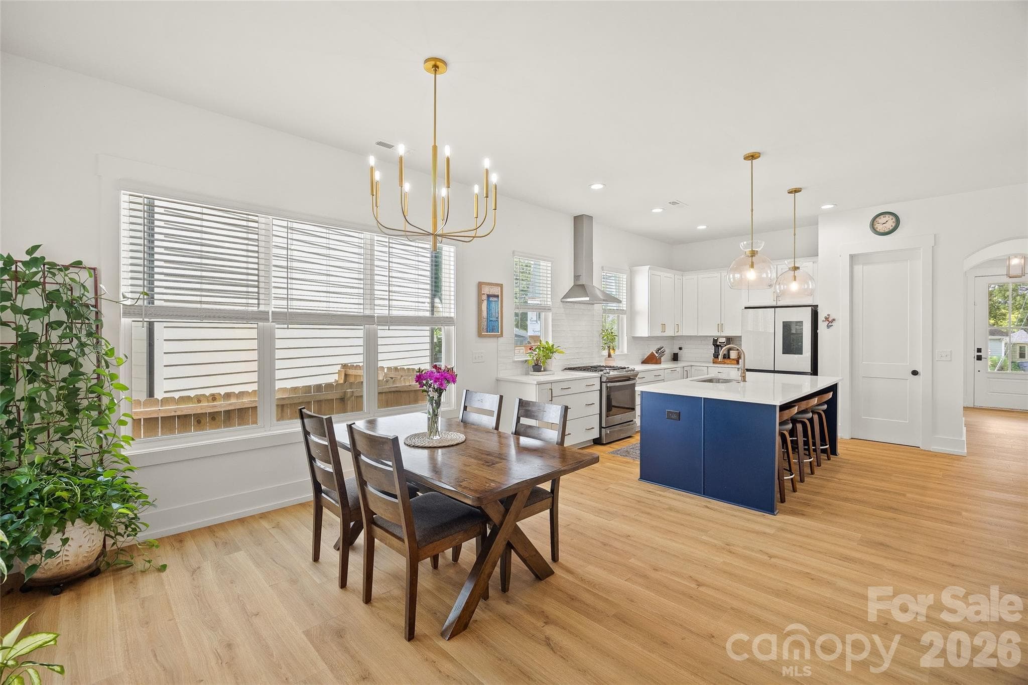 Dining - 812 State Street, Charlotte
