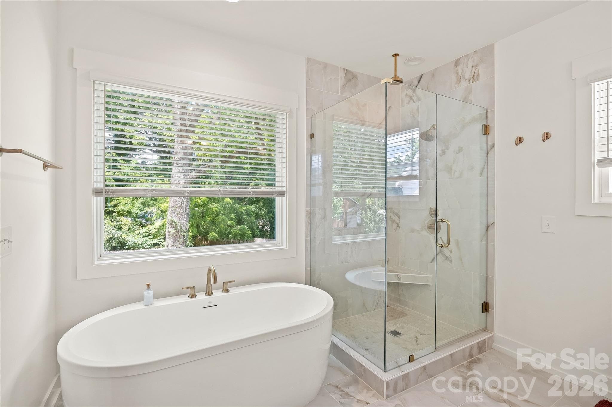 Primary Bathroom - 812 State Street, Charlotte