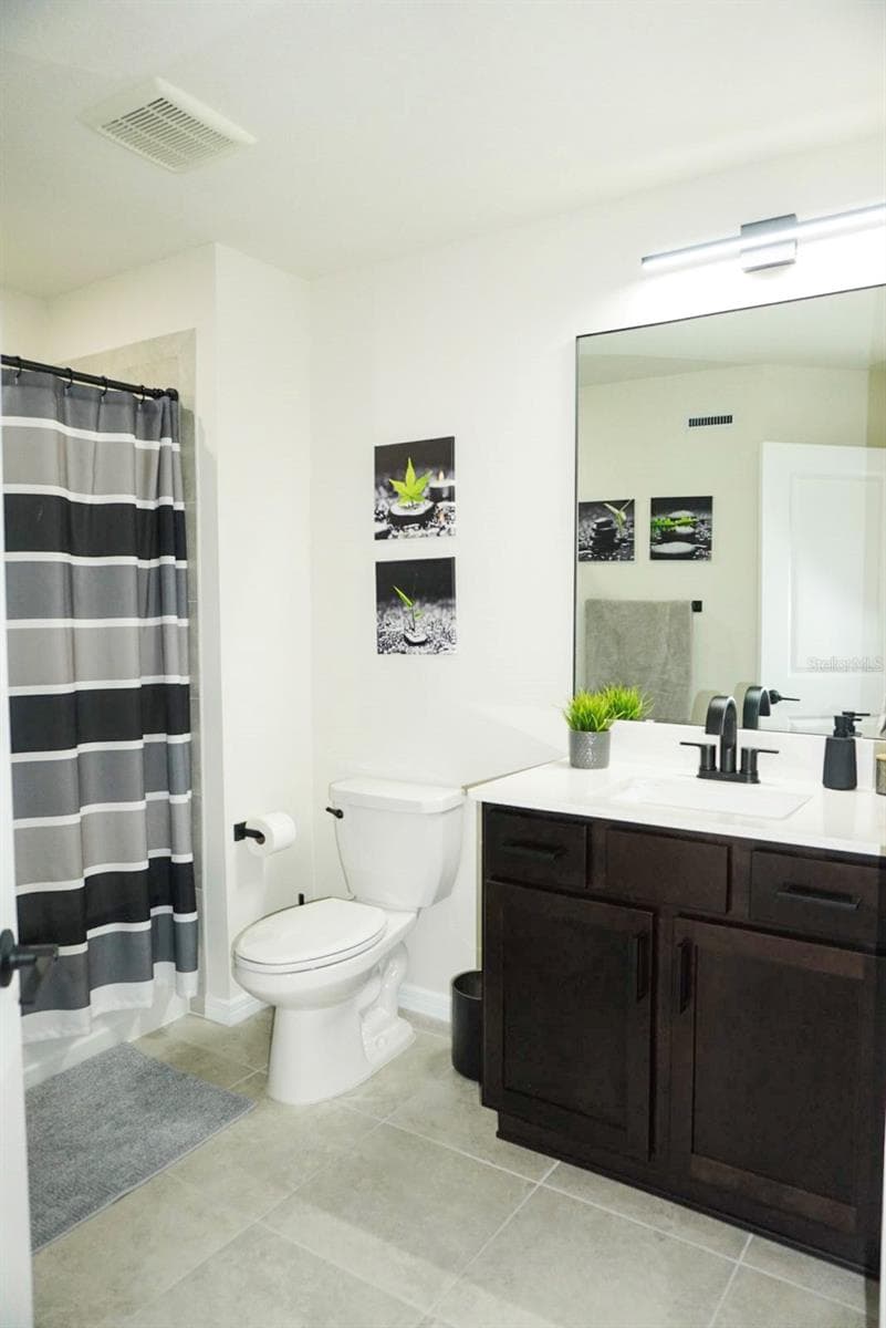 Townhouse at 1730 DELIGHTFUL DR, DAVENPORT, photo 9 of 28