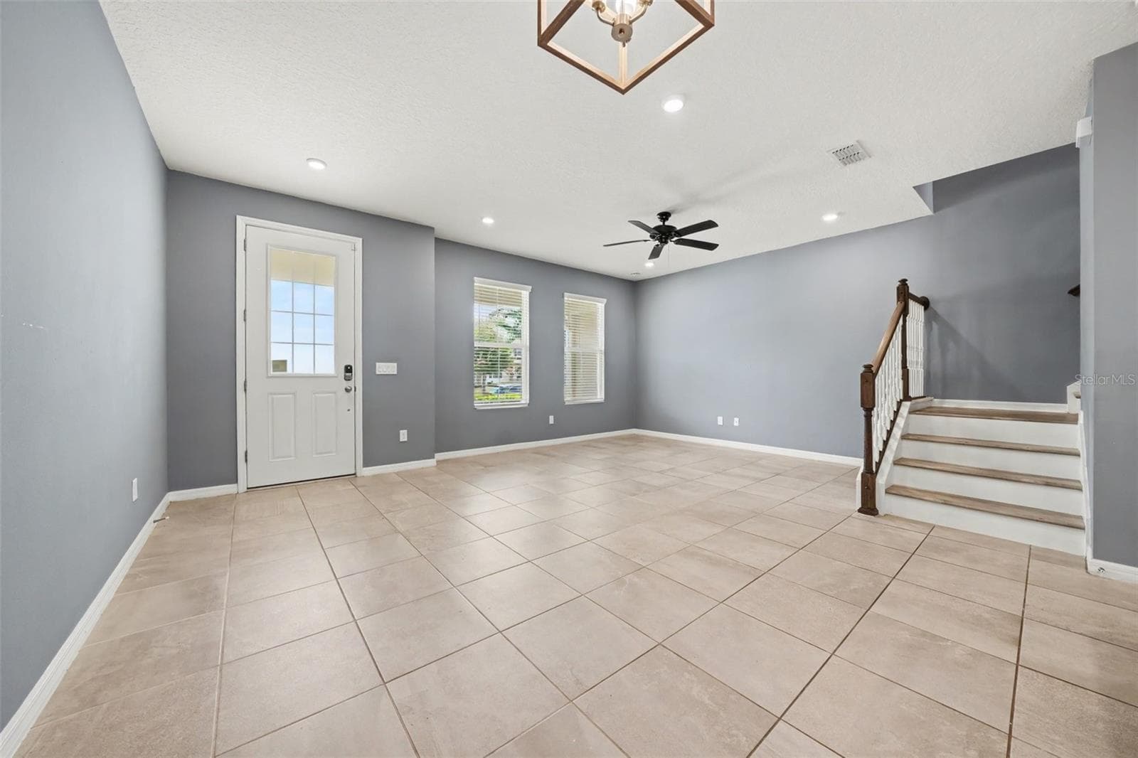 Townhouse at 1752 FULFILLMENT DR, KISSIMMEE, photo 4 of 23
