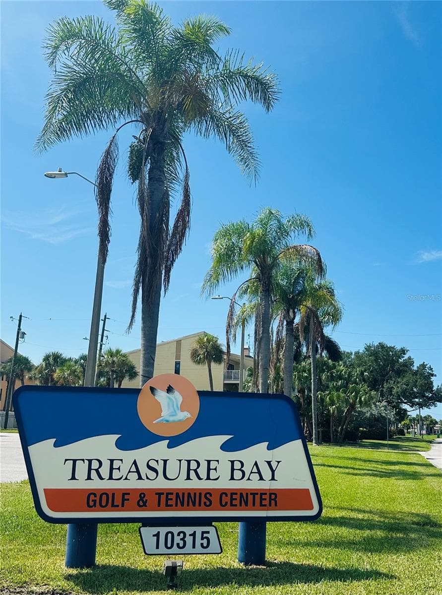 Treasure Bay only 1 mile away. Open to the Public. - 200 PARK ST N, ST PETERSBURG