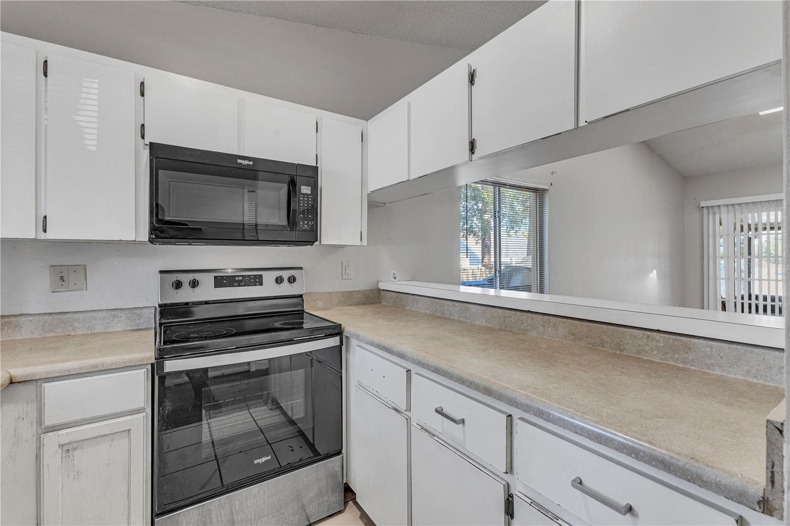Half Duplex at 3675 WESTLAND CT, ORLANDO, photo 5 of 22
