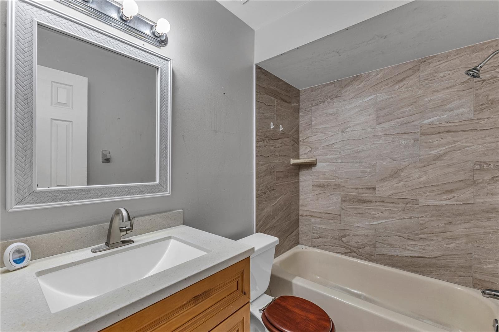 Half Duplex at 3675 WESTLAND CT, ORLANDO, photo 12 of 22