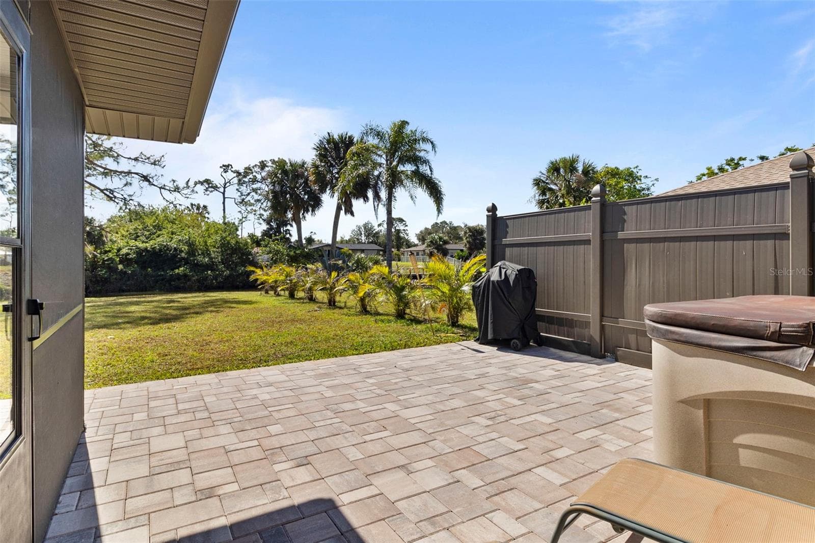 Single Family Residence at 20495 ALBURY DR, PORT CHARLOTTE, photo 10 of 32