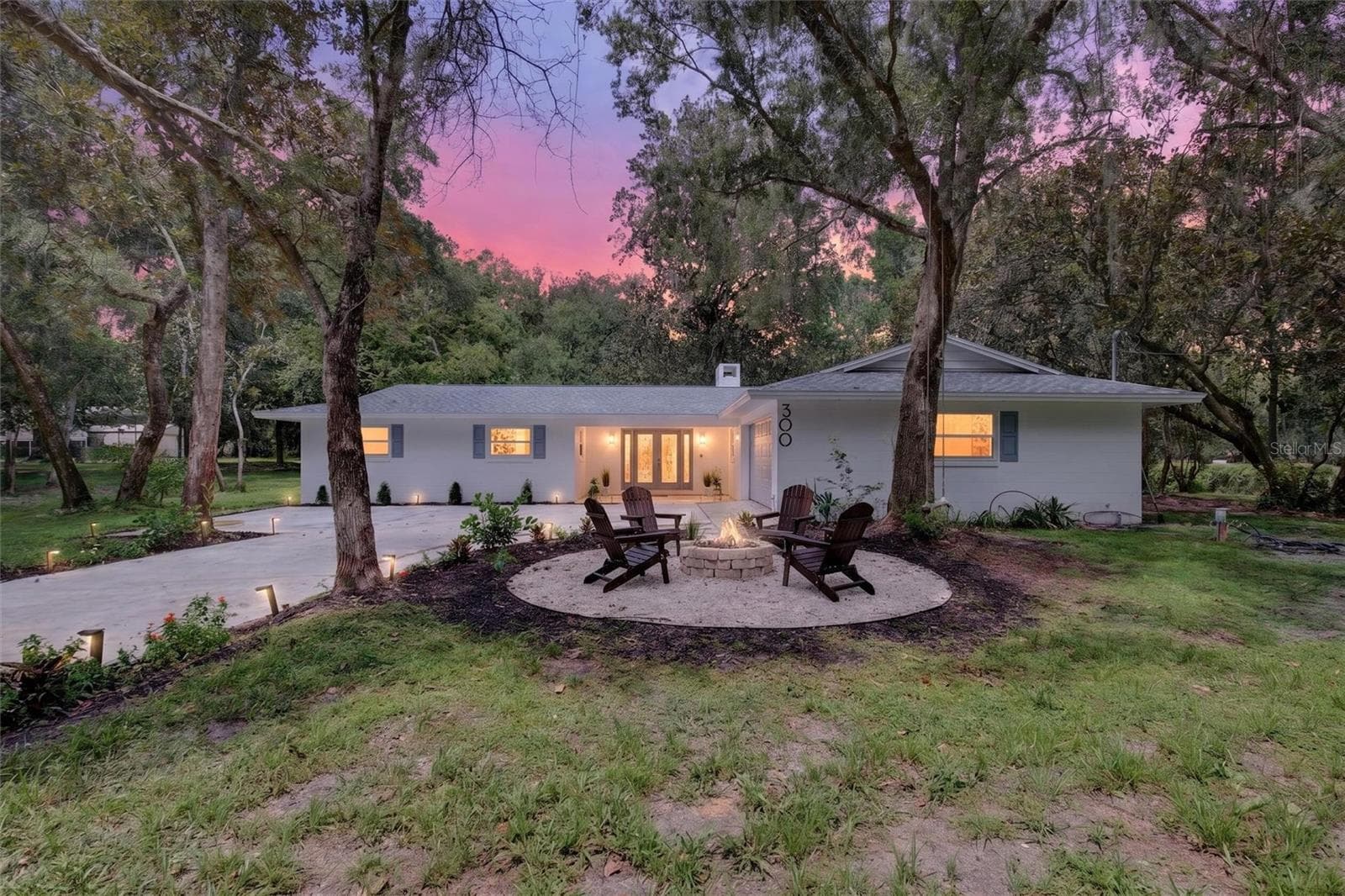 300 SCOTT RD