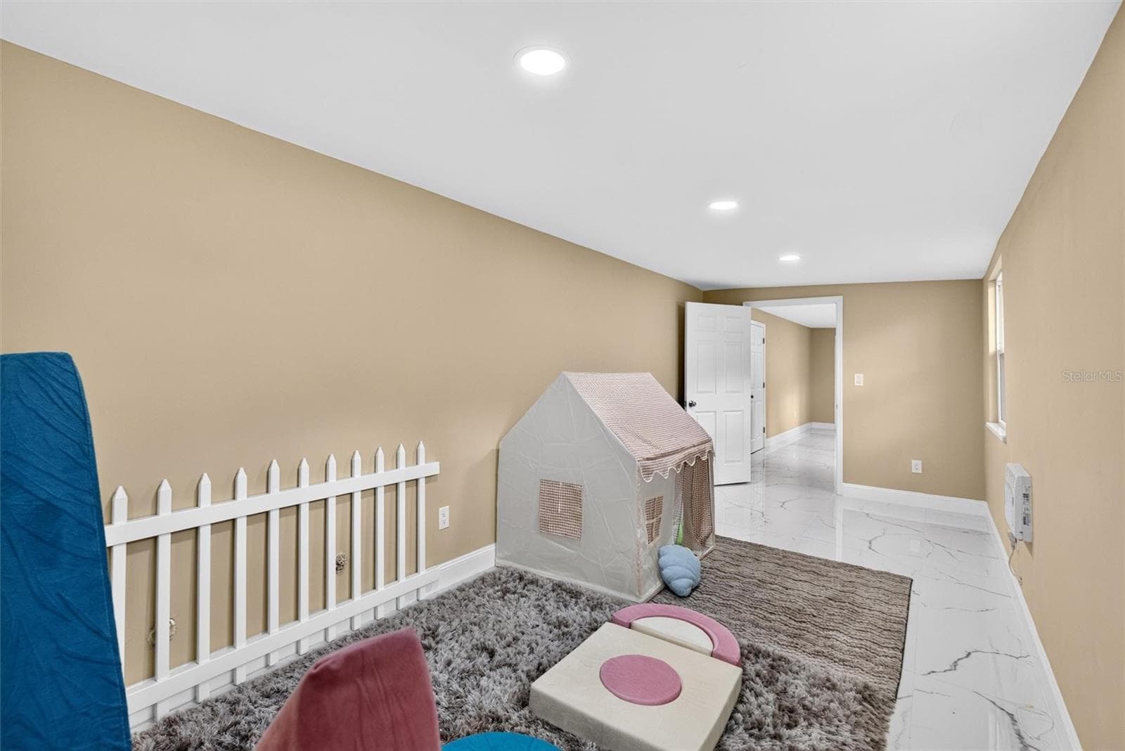 Single Family Residence at 300 SCOTT RD, GENEVA, photo 29 of 89