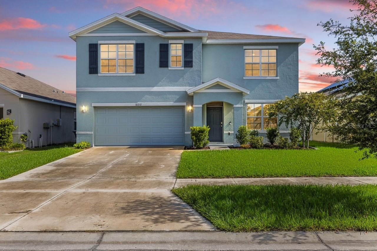 10212 GOLDEN LIGHT CT
