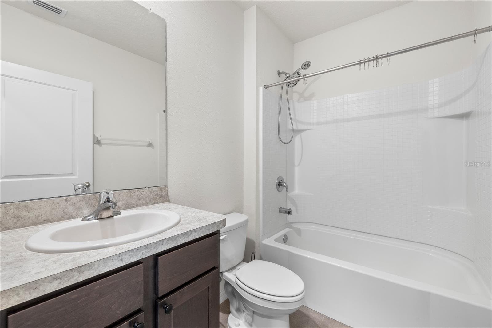 Single Family Residence at 10212 GOLDEN LIGHT CT, RIVERVIEW, photo 42 of 48