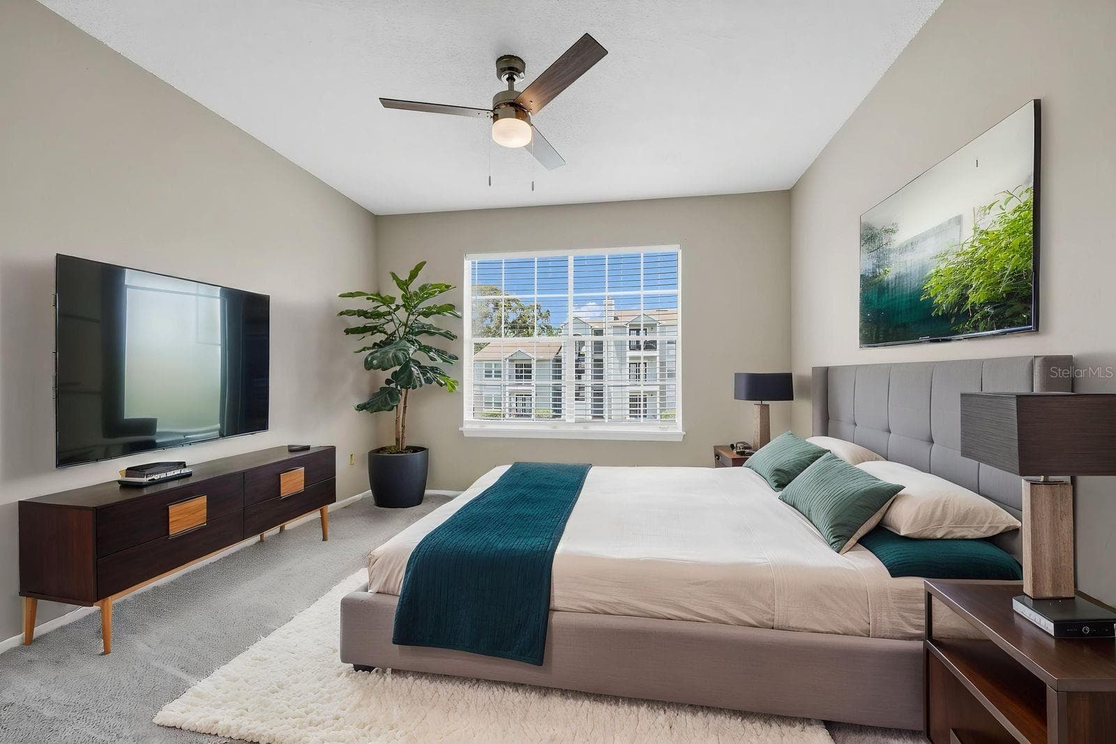 Condominium at 2550 N ALAFAYA TRL #1203, ORLANDO, photo 12 of 25