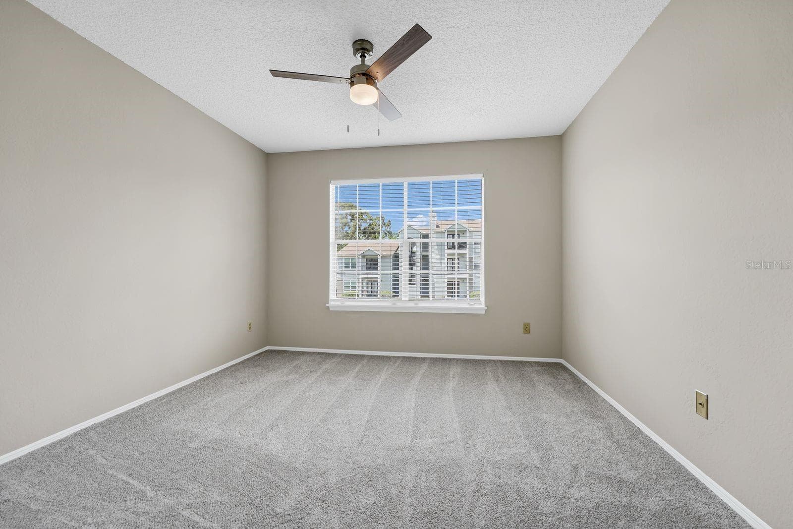 Condominium at 2550 N ALAFAYA TRL #1203, ORLANDO, photo 13 of 25