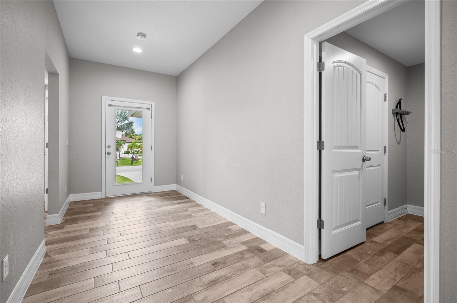 Single Family Residence at 315 SWEETWATER DR, ROTONDA WEST, photo 2 of 41