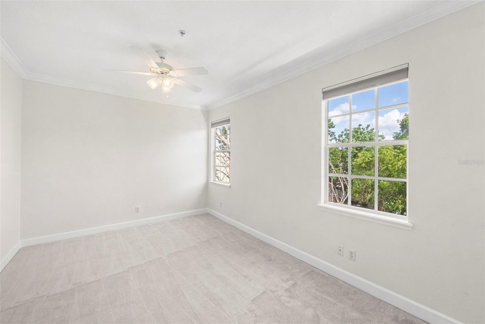 Townhouse at 2605 ESPANA CT, TAMPA, photo 25 of 32