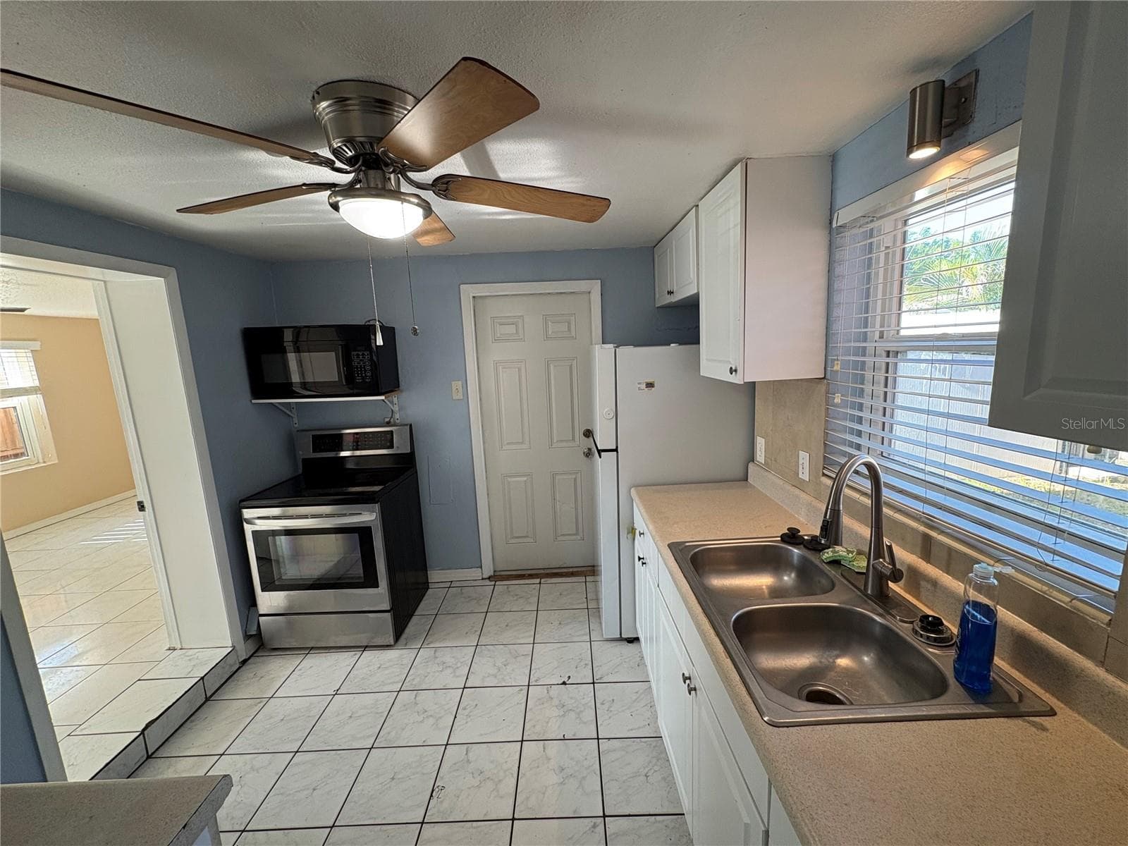 Single Family Residence at 4920 45TH AVE N, ST PETERSBURG, photo 5 of 28