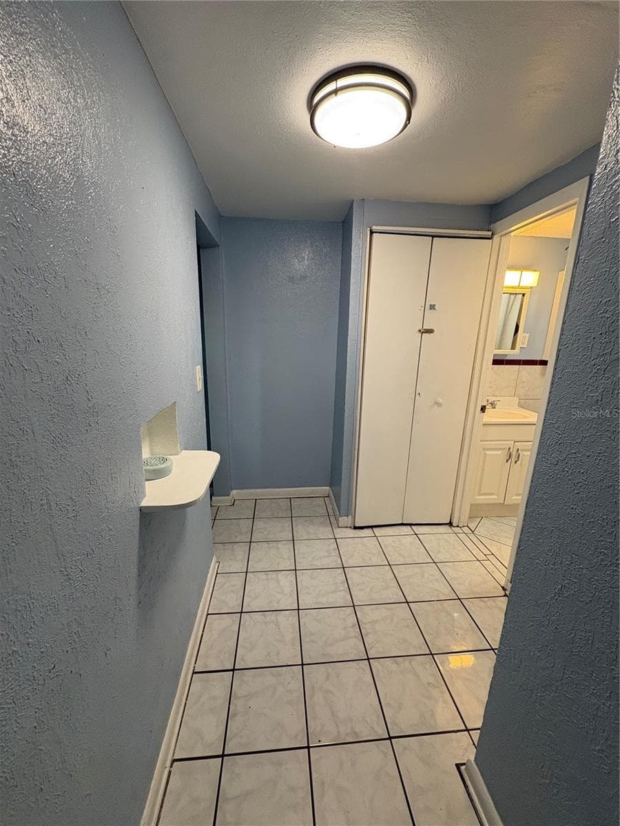 Single Family Residence at 4920 45TH AVE N, ST PETERSBURG, photo 18 of 28