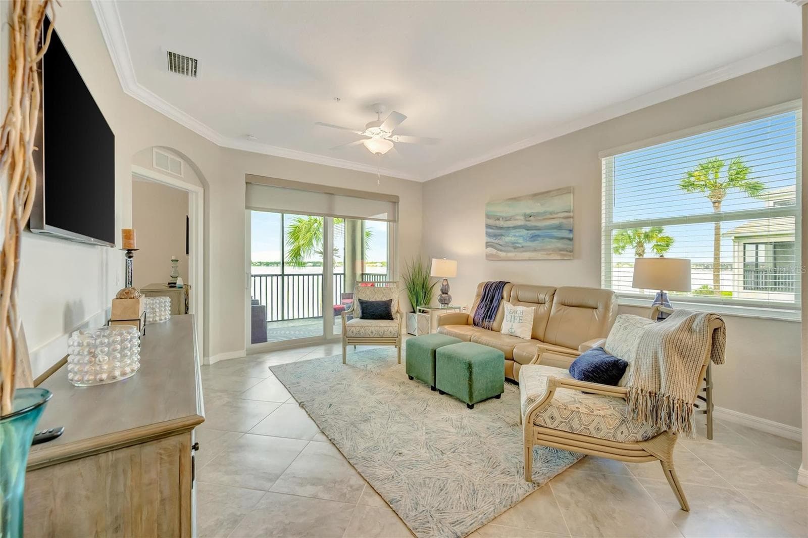 Condominium at 920 TIDEWATER SHORES LOOP #308, BRADENTON, photo 4 of 73