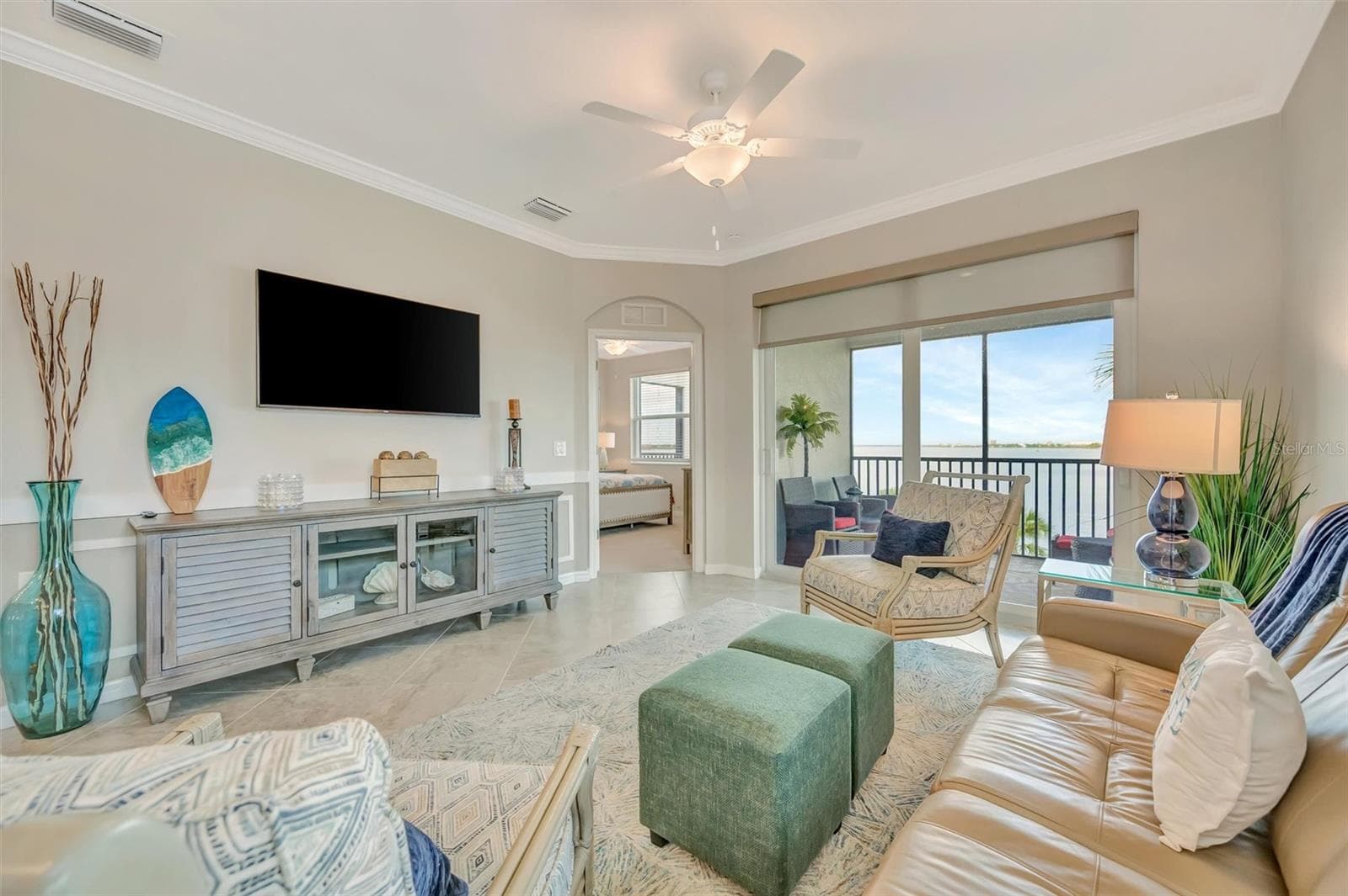 Condominium at 920 TIDEWATER SHORES LOOP #308, BRADENTON, photo 5 of 73