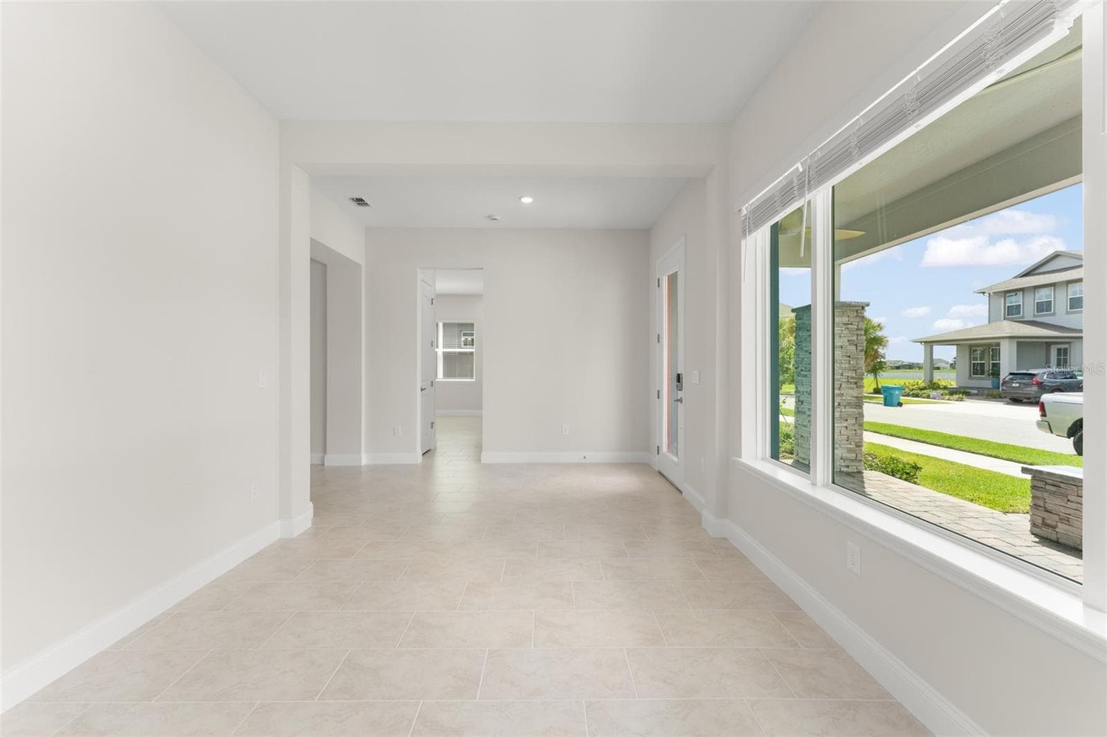 Single Family Residence at 13550 MCMILLAN DR, ORLANDO, photo 7 of 73