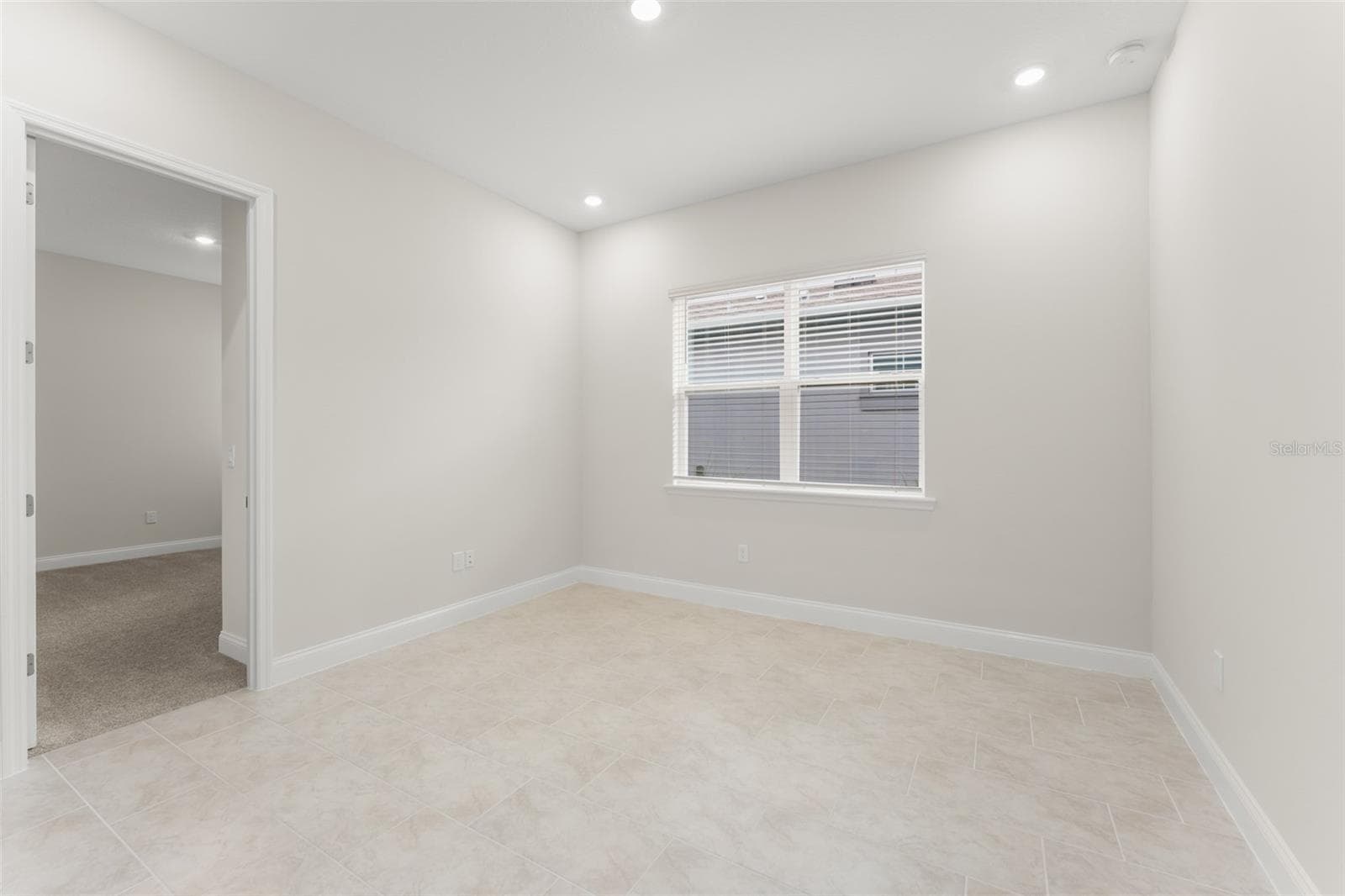 Single Family Residence at 13550 MCMILLAN DR, ORLANDO, photo 11 of 73