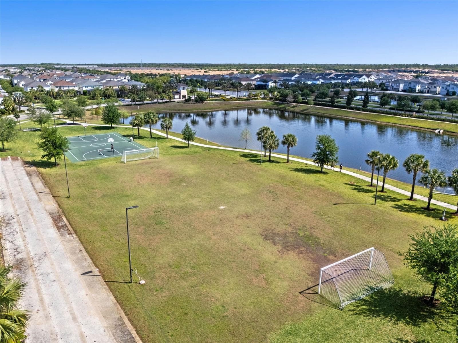 Single Family Residence at 1633 NASSAU POINT TRL, KISSIMMEE, photo 56 of 66